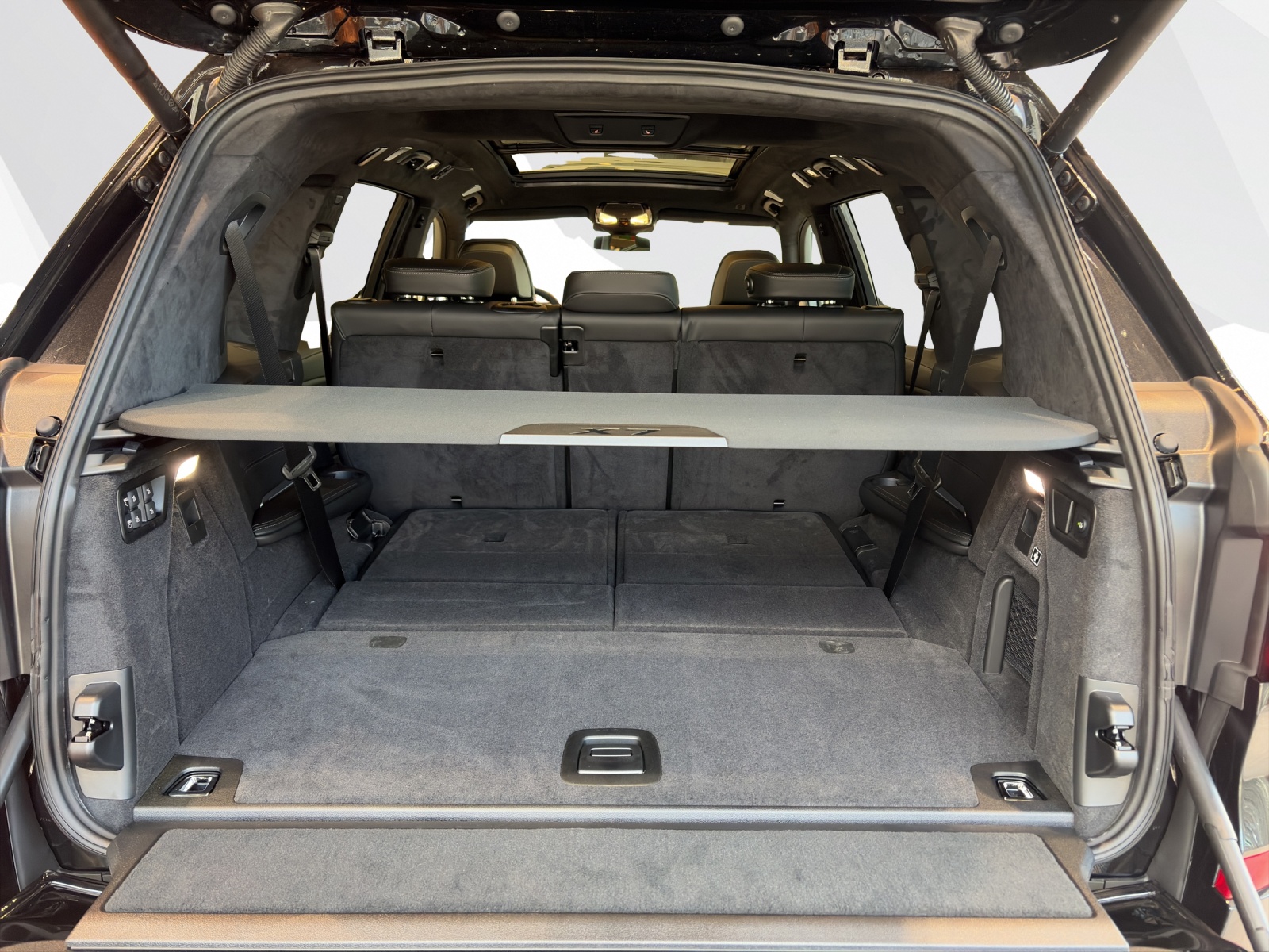 BMW X7 40d xDrive-image-19
