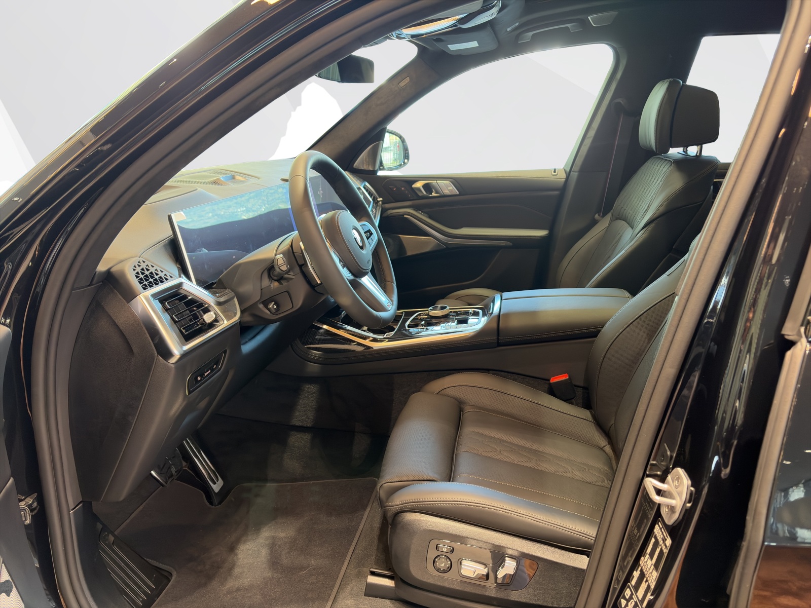 BMW X7 40d xDrive-image-9