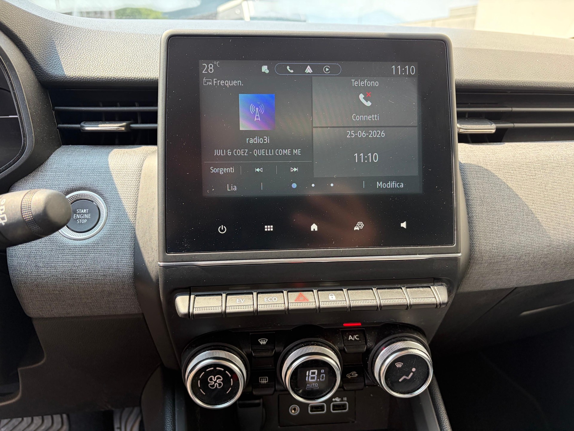 MITSUBISHI Colt 1.6 HEV Instyle-image-11