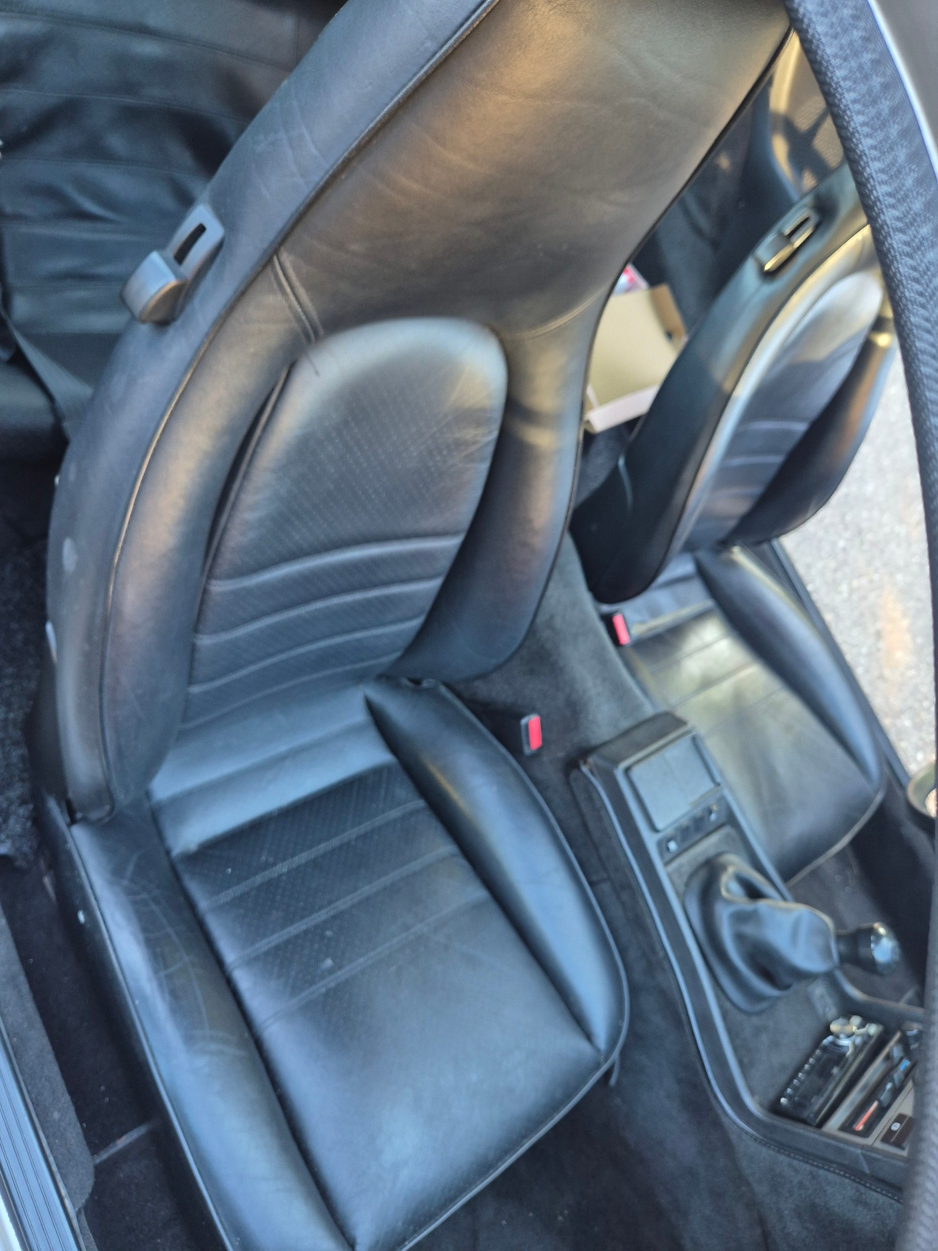 PORSCHE 944-image-16