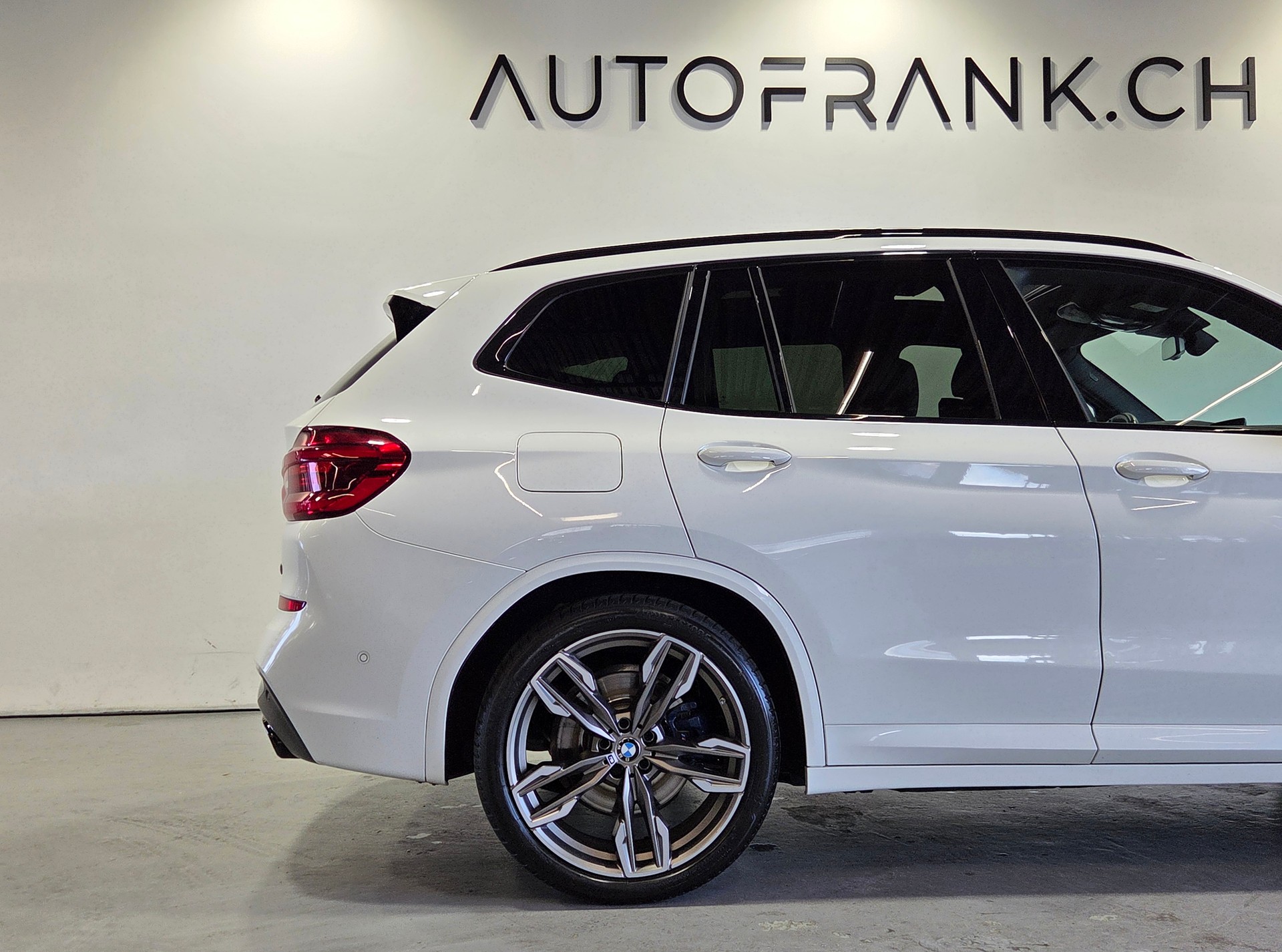 BMW X3 M40d-image-17
