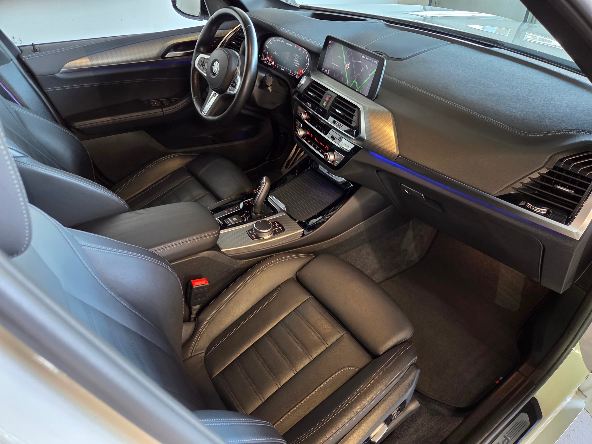 BMW X3 M40d-image-7