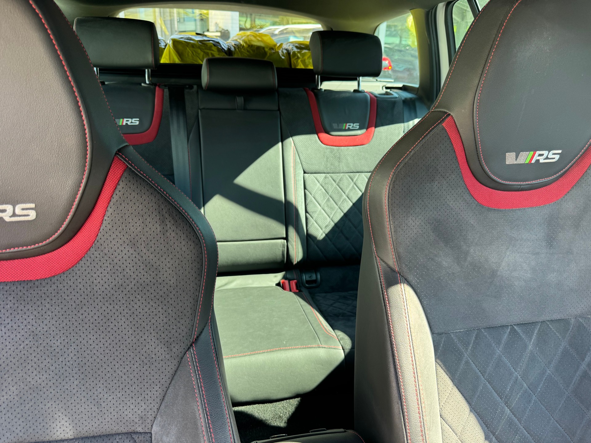 SKODA Octavia Combi 2.0 TSI RS DSG-image-13