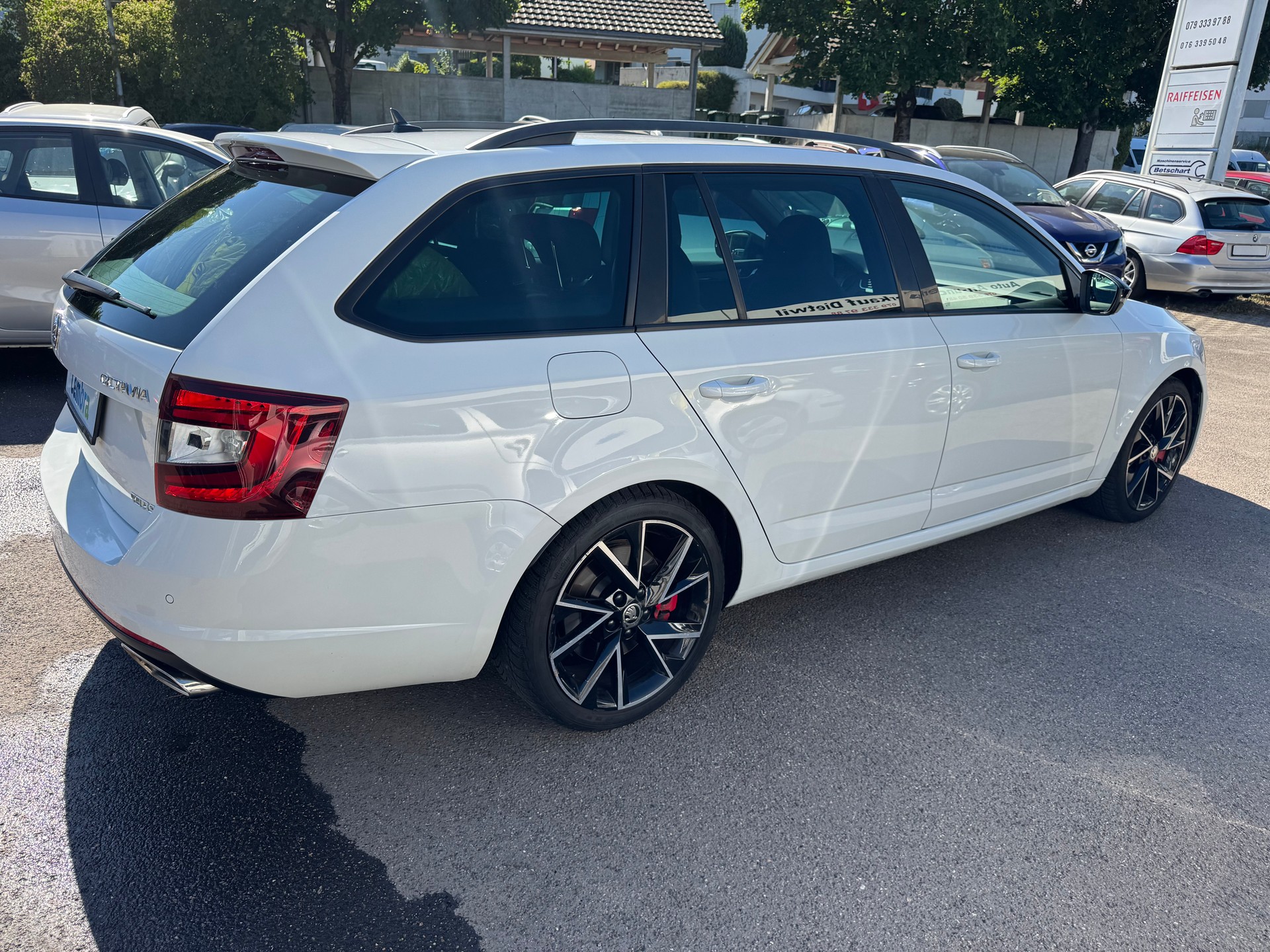 SKODA Octavia Combi 2.0 TSI RS DSG-image-5