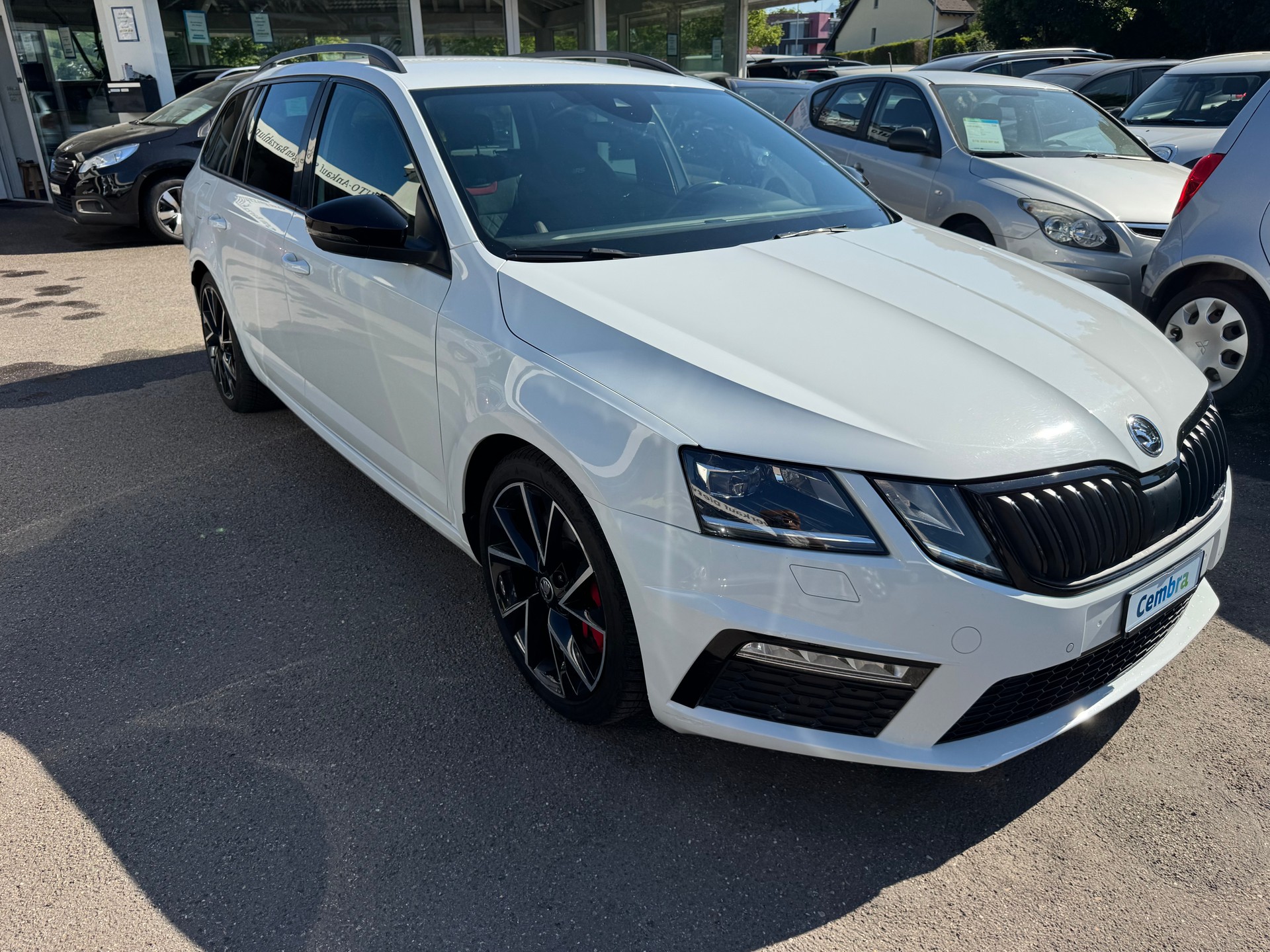 SKODA Octavia Combi 2.0 TSI RS DSG-image-1