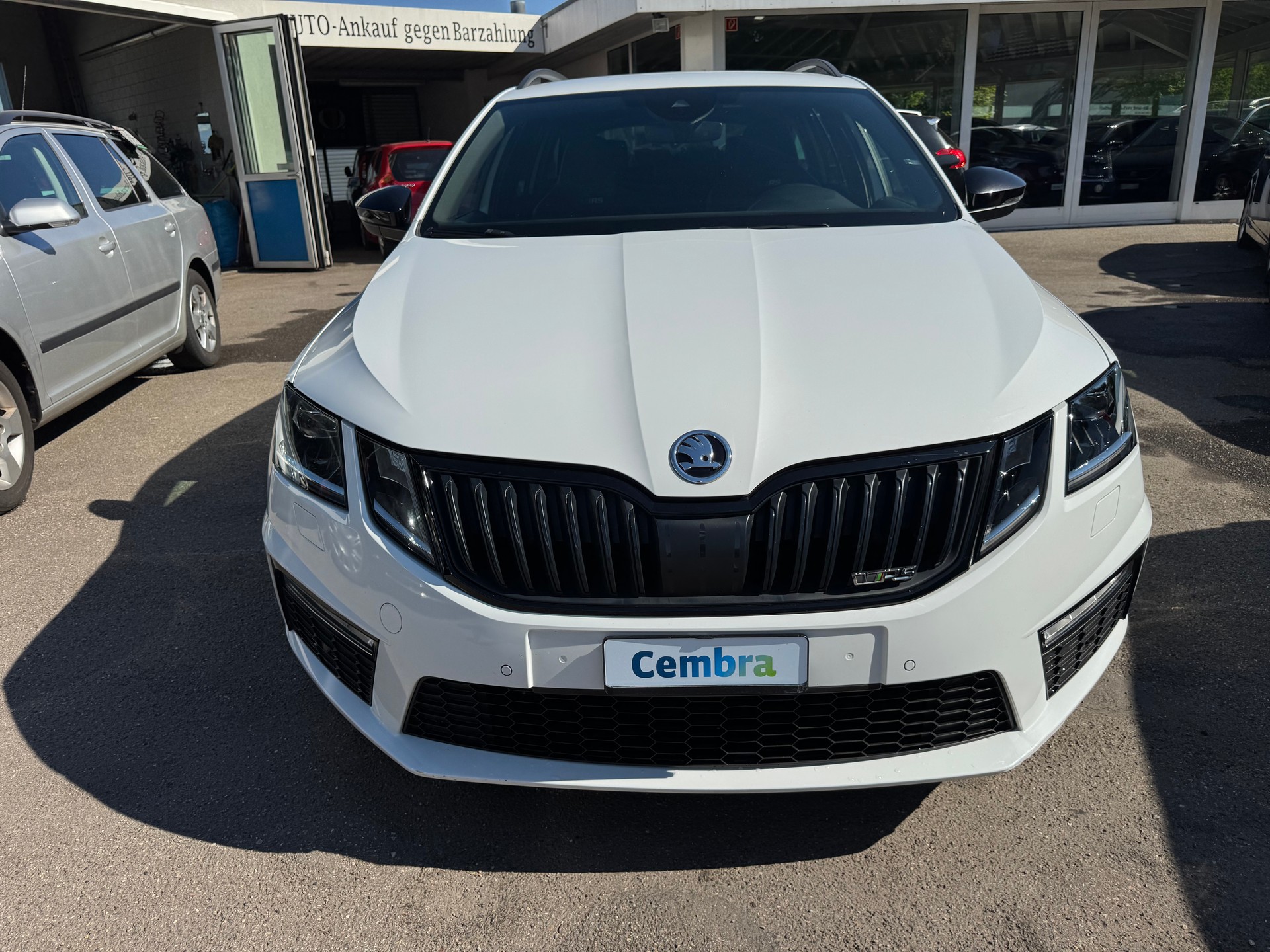 SKODA Octavia Combi 2.0 TSI RS DSG-image-0