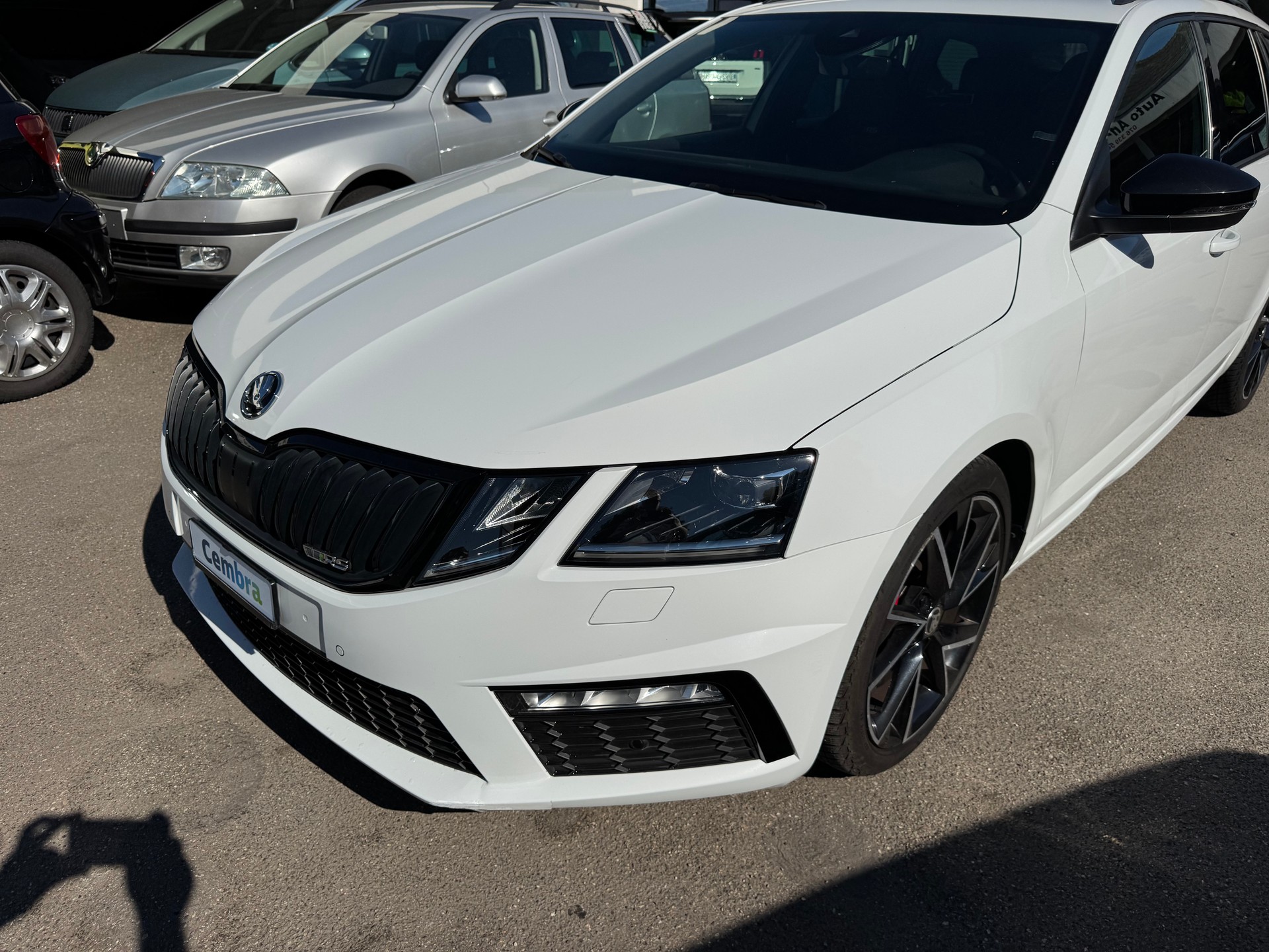 SKODA Octavia Combi 2.0 TSI RS DSG-image-2