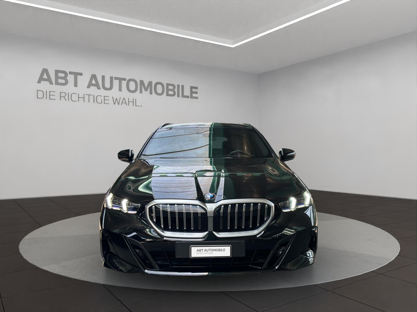 BMW 520d xDrive Touring-image-1