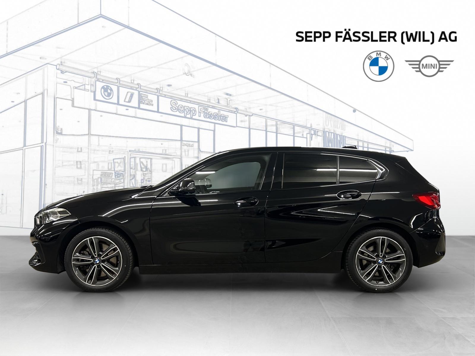 BMW 120d xDrive Steptronic Sport Line-showroom-element-1