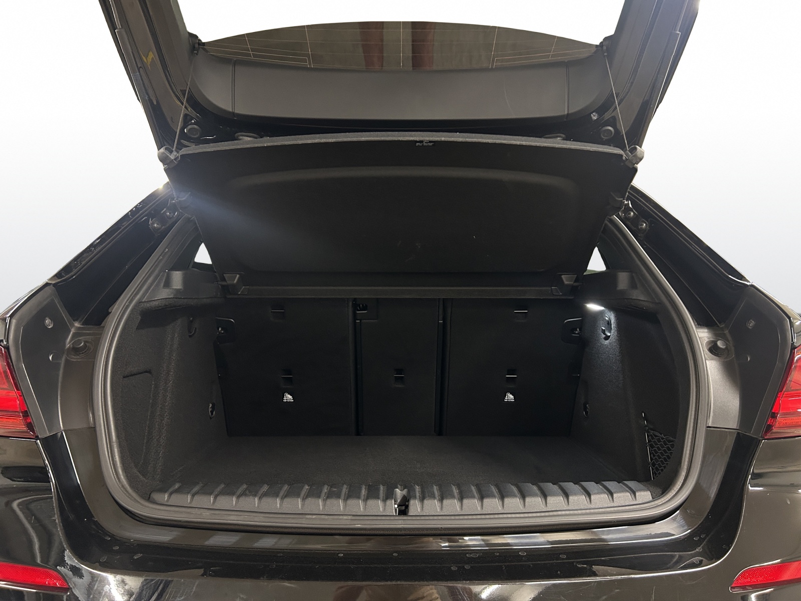 BMW 120d xDrive Steptronic Sport Line-image-5