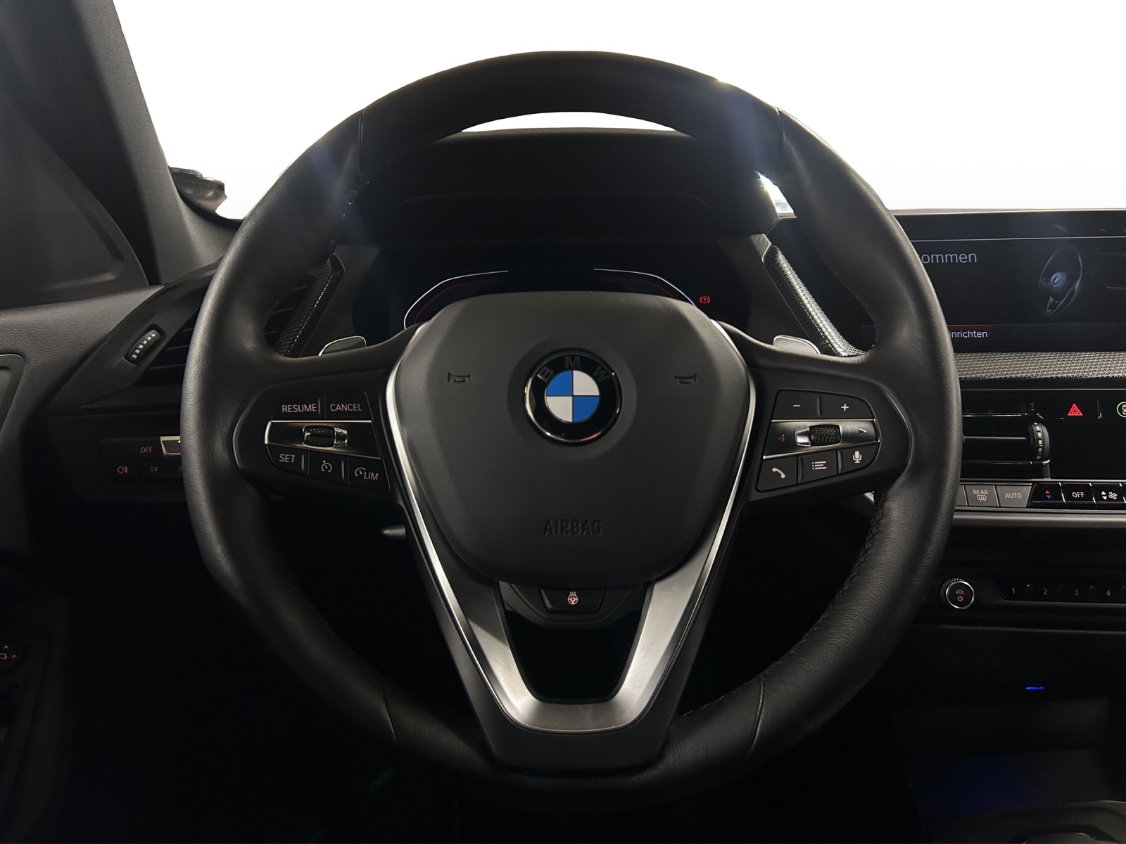 BMW 120d xDrive Steptronic Sport Line-image-19