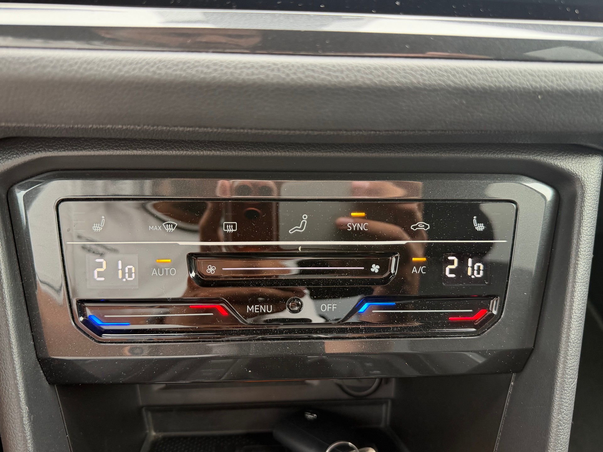 VW Tiguan 2.0TSI R-Line 4Motion DSG-image-17