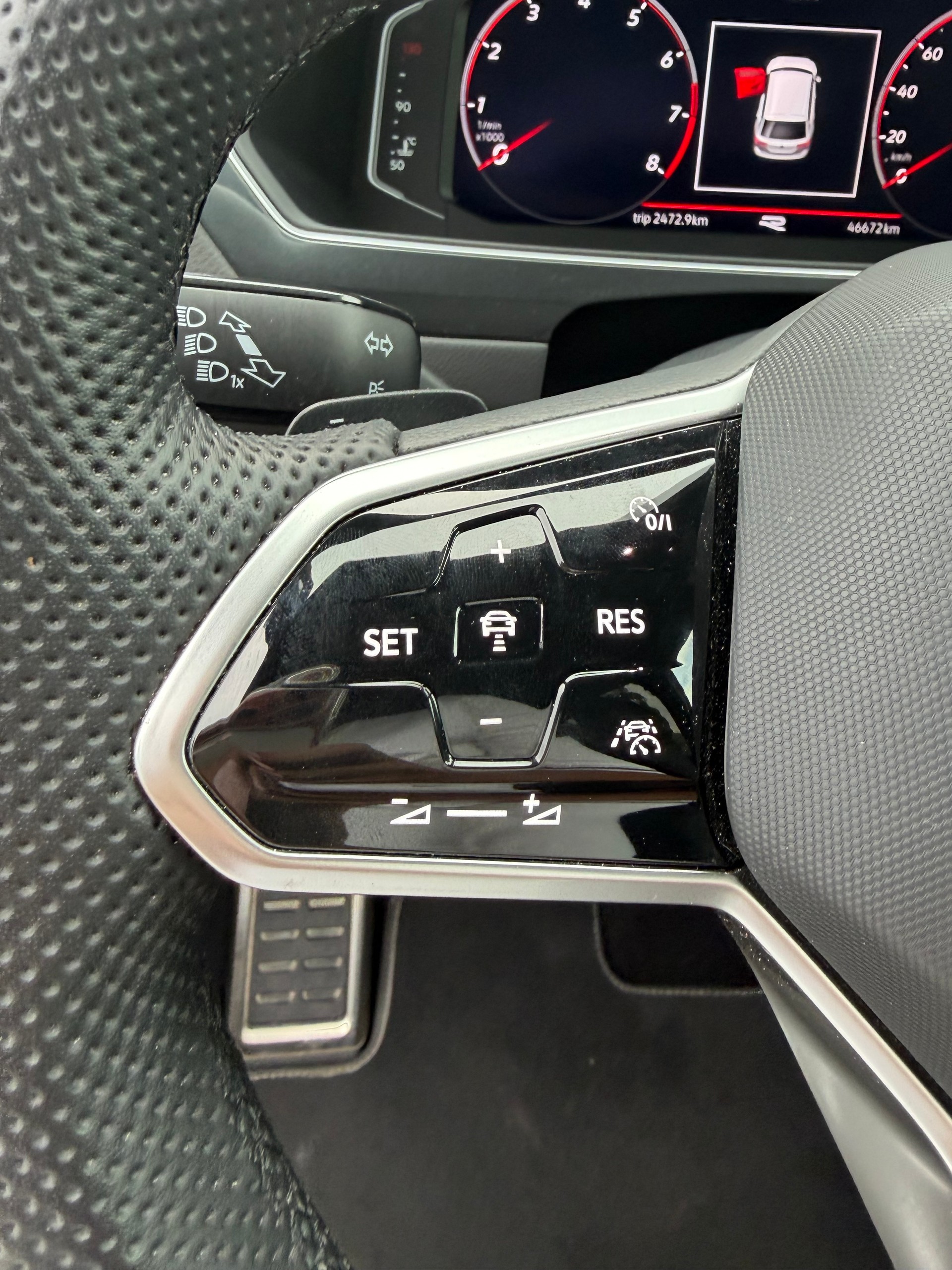 VW Tiguan 2.0TSI R-Line 4Motion DSG-image-13