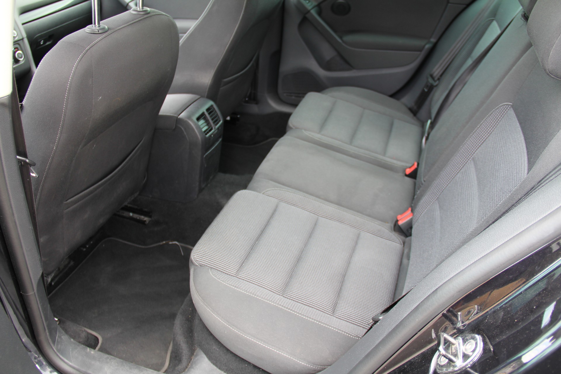 VW Golf 2.0 TDI Team 4Motion-image-12