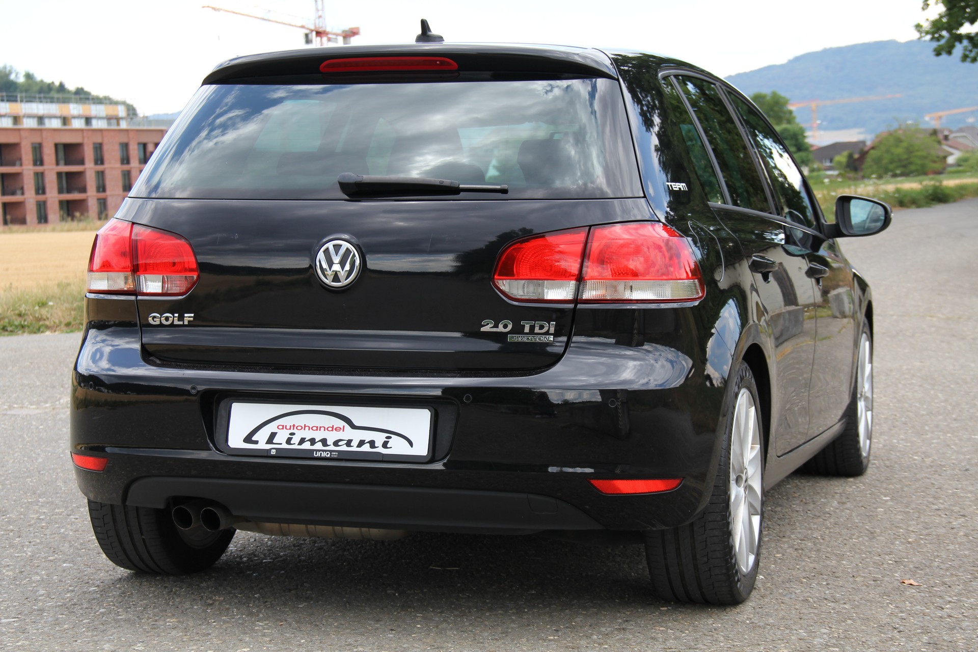 VW Golf 2.0 TDI Team 4Motion-image-4