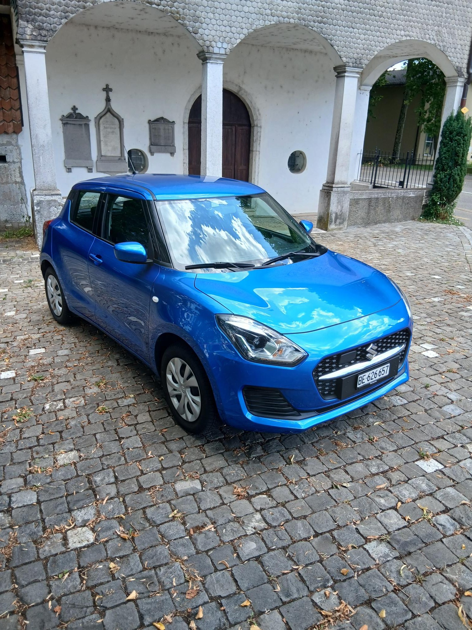 SUZUKI 1.2 Compact Top Hybrid-image-0