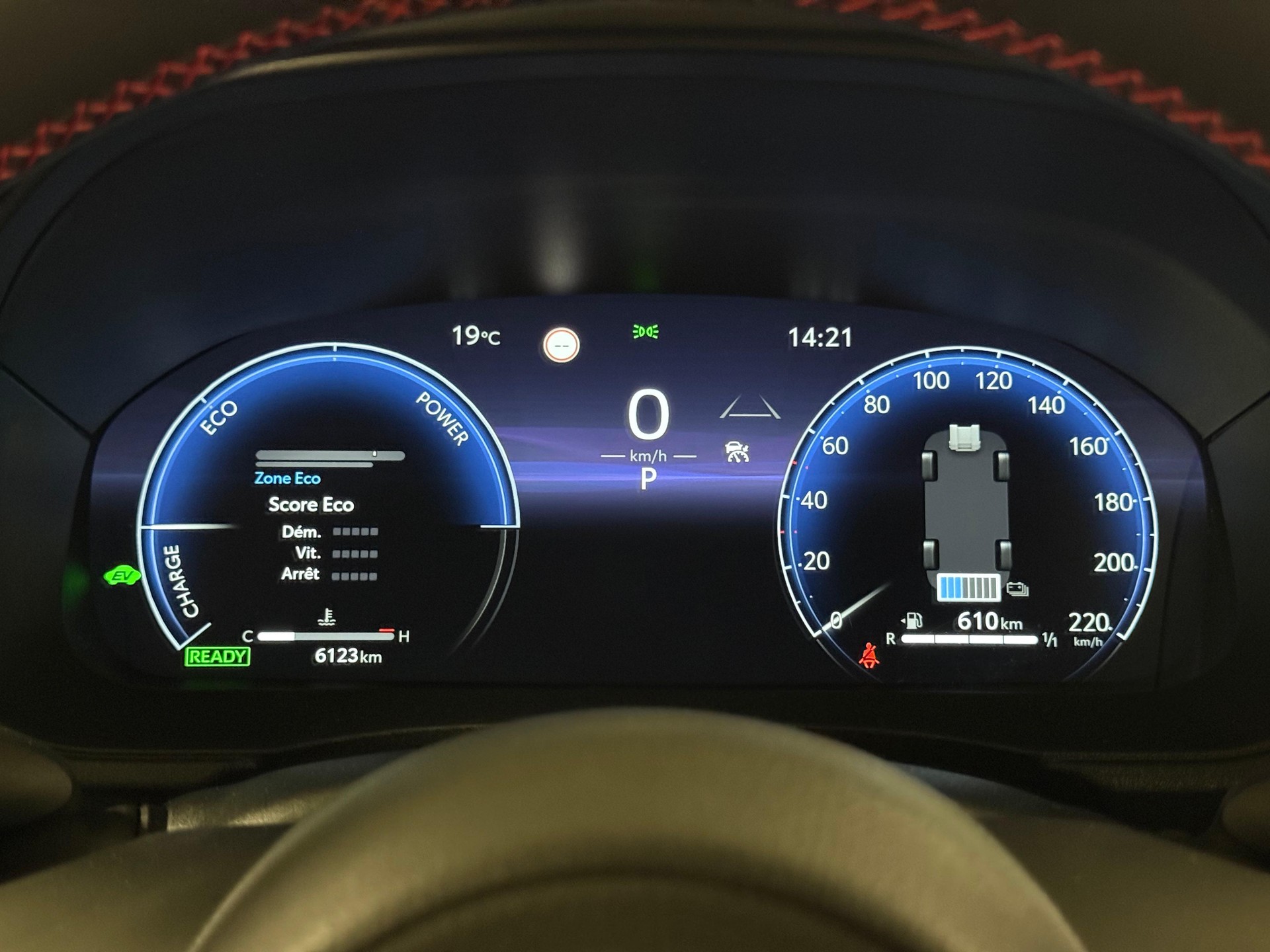 TOYOTA Yaris 1.5 VVT-i HSD GR Sport-image-14
