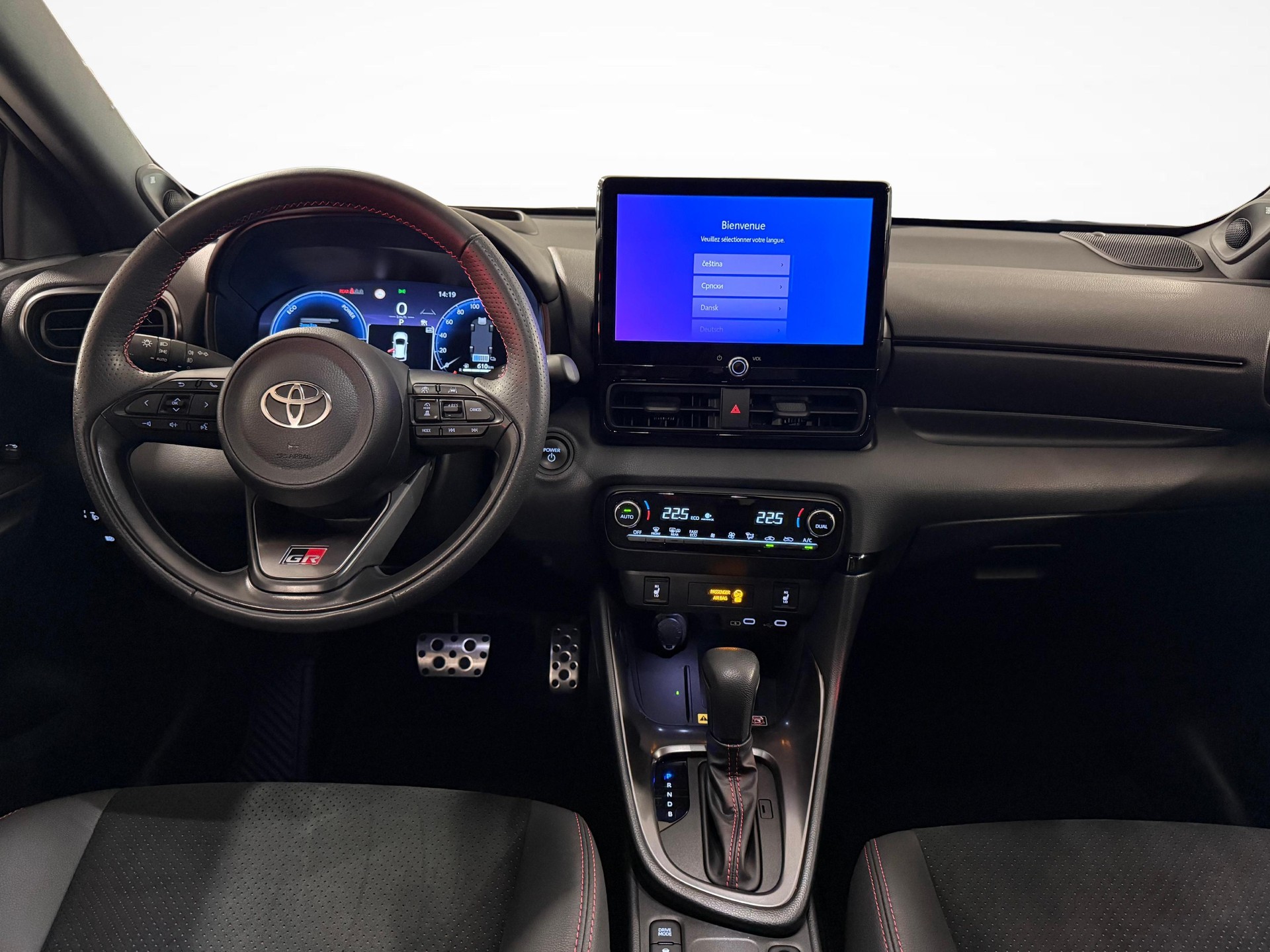 TOYOTA Yaris 1.5 VVT-i HSD GR Sport-image-11