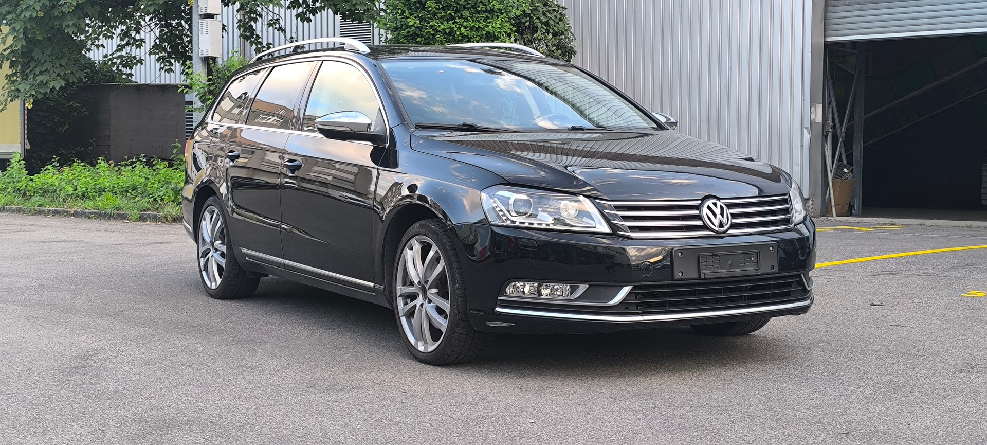VW Passat Variant 2.0 TDI BMT Highline 4M-image-1