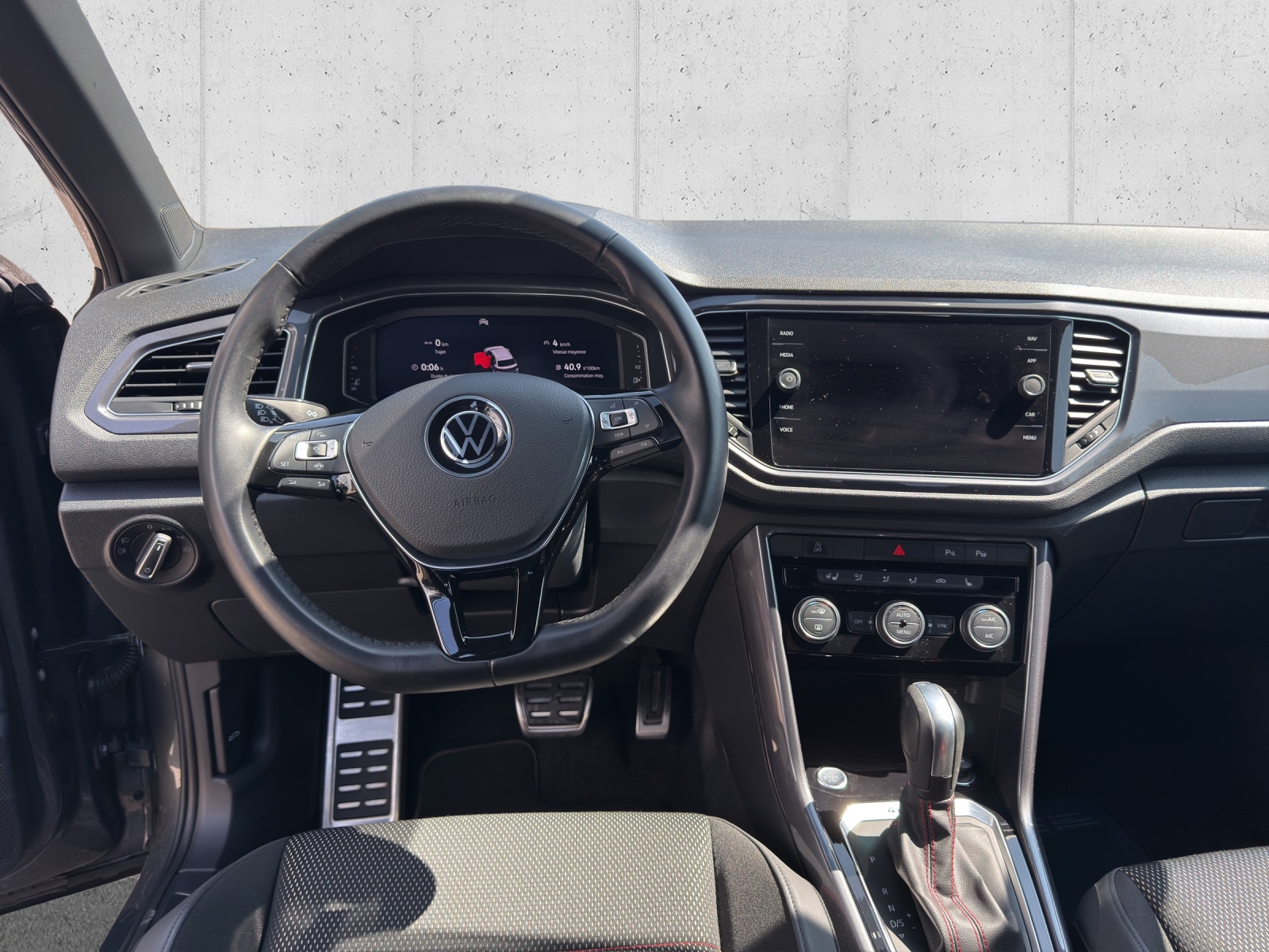 VW T-Roc 2.0 TSI Sport DSG 4Motion-image-13