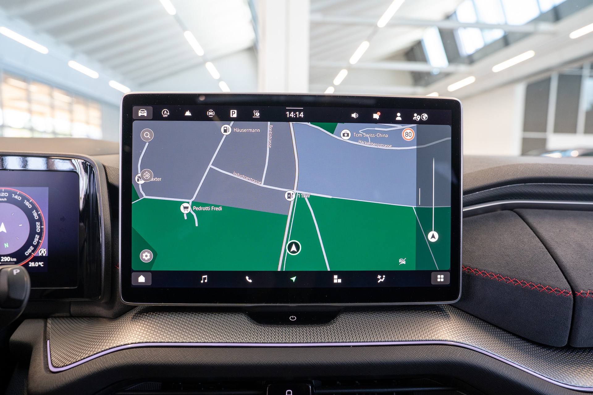 SKODA Kodiaq 2.0 TSI RS / Panorama-Schiebedach / Head-Up Display / Anhängerkupplung-image-21