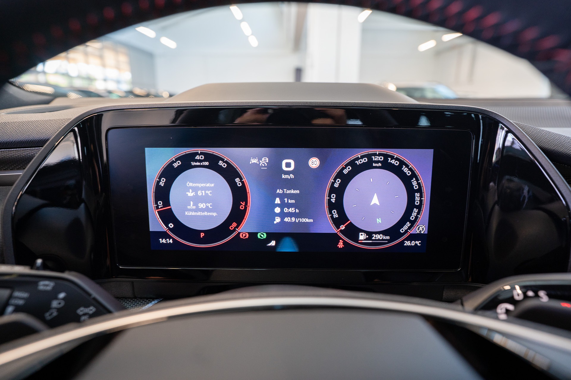 SKODA Kodiaq 2.0 TSI RS / Panorama-Schiebedach / Head-Up Display / Anhängerkupplung-image-24