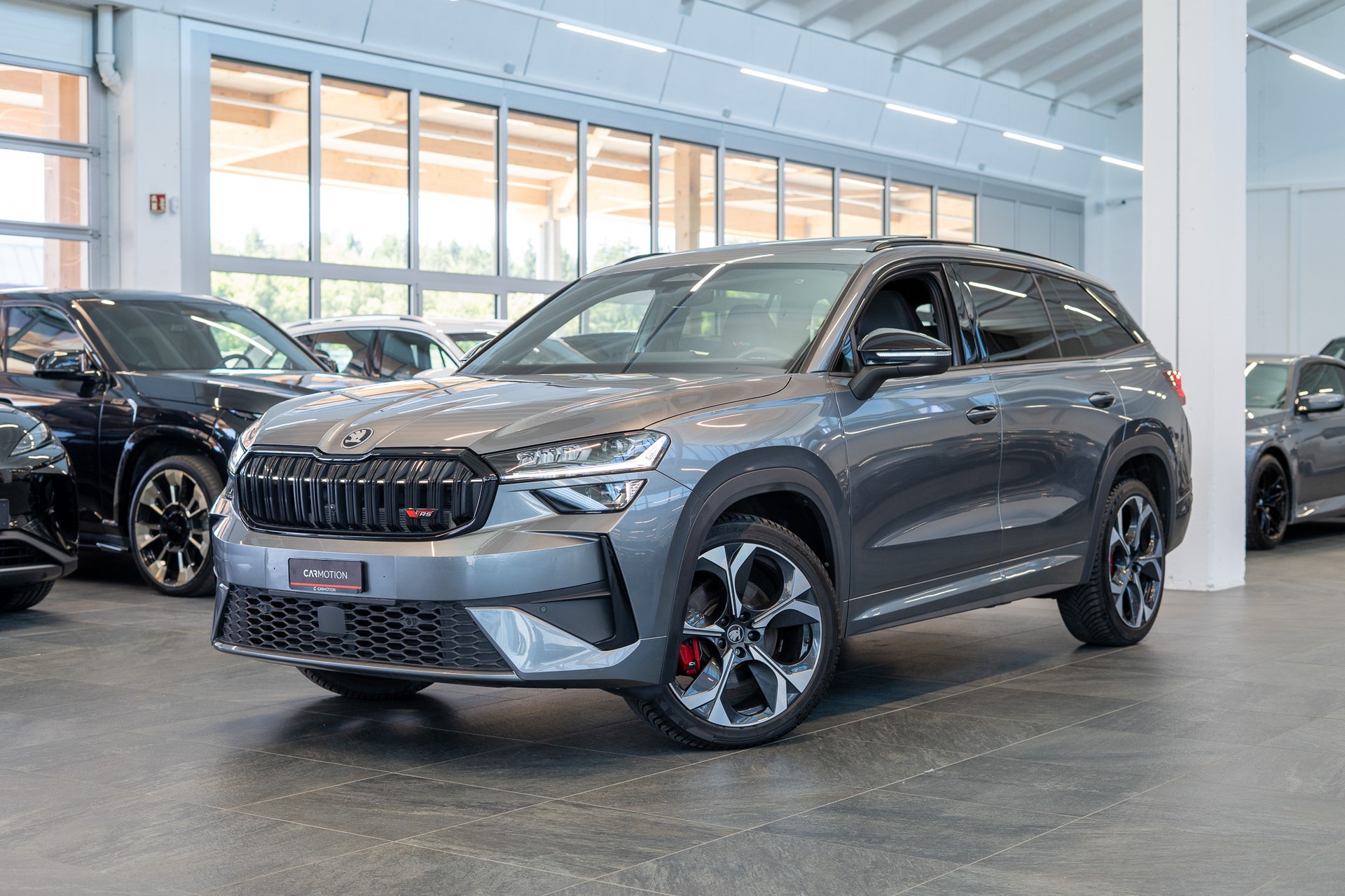 SKODA Kodiaq 2.0 TSI RS / Panorama-Schiebedach / Head-Up Display / Anhängerkupplung