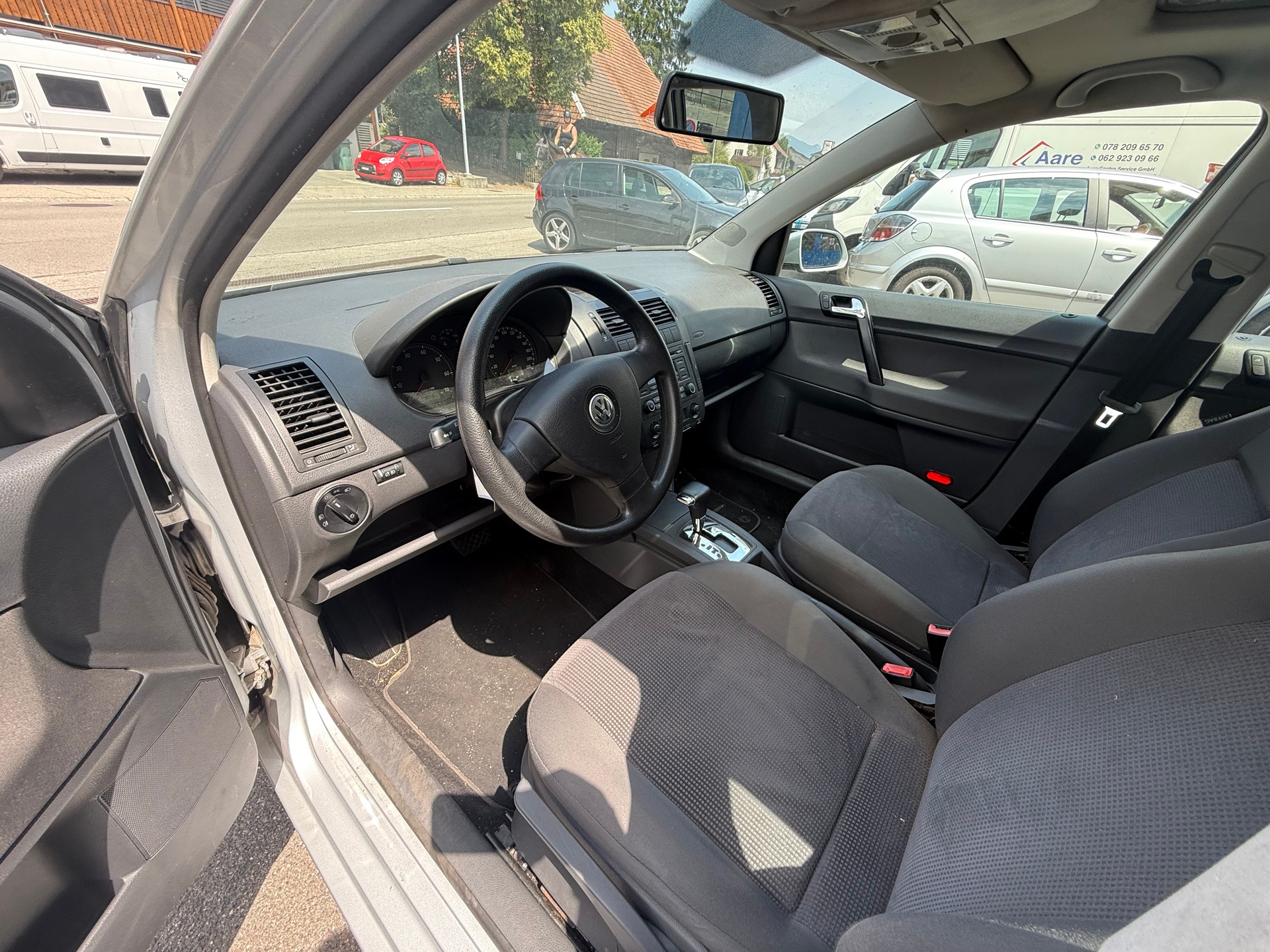 VW Polo 1.6 16V Trendline-image-6