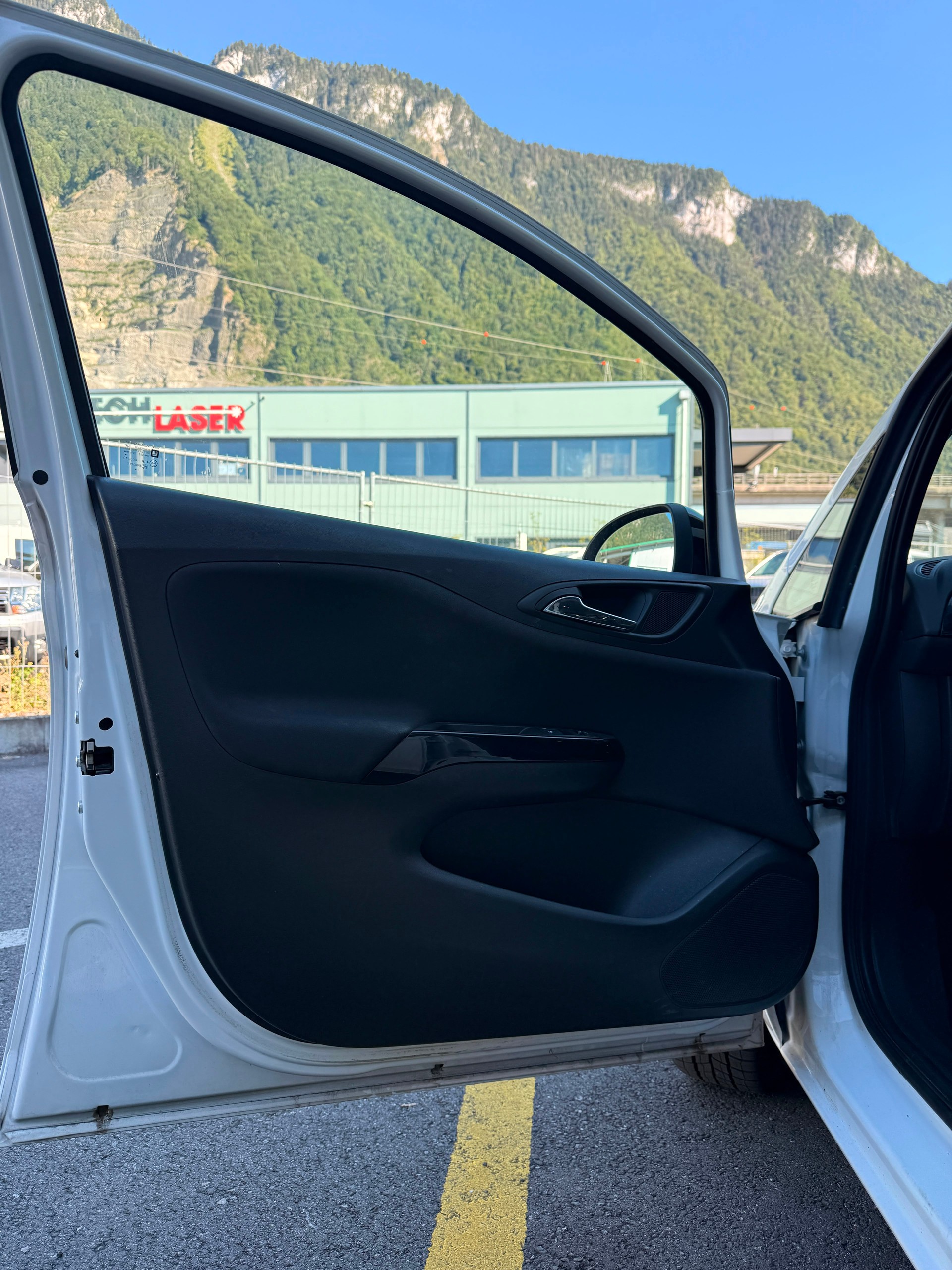 OPEL Corsa 1.0 T EcoT 120 Years Edition-image-8