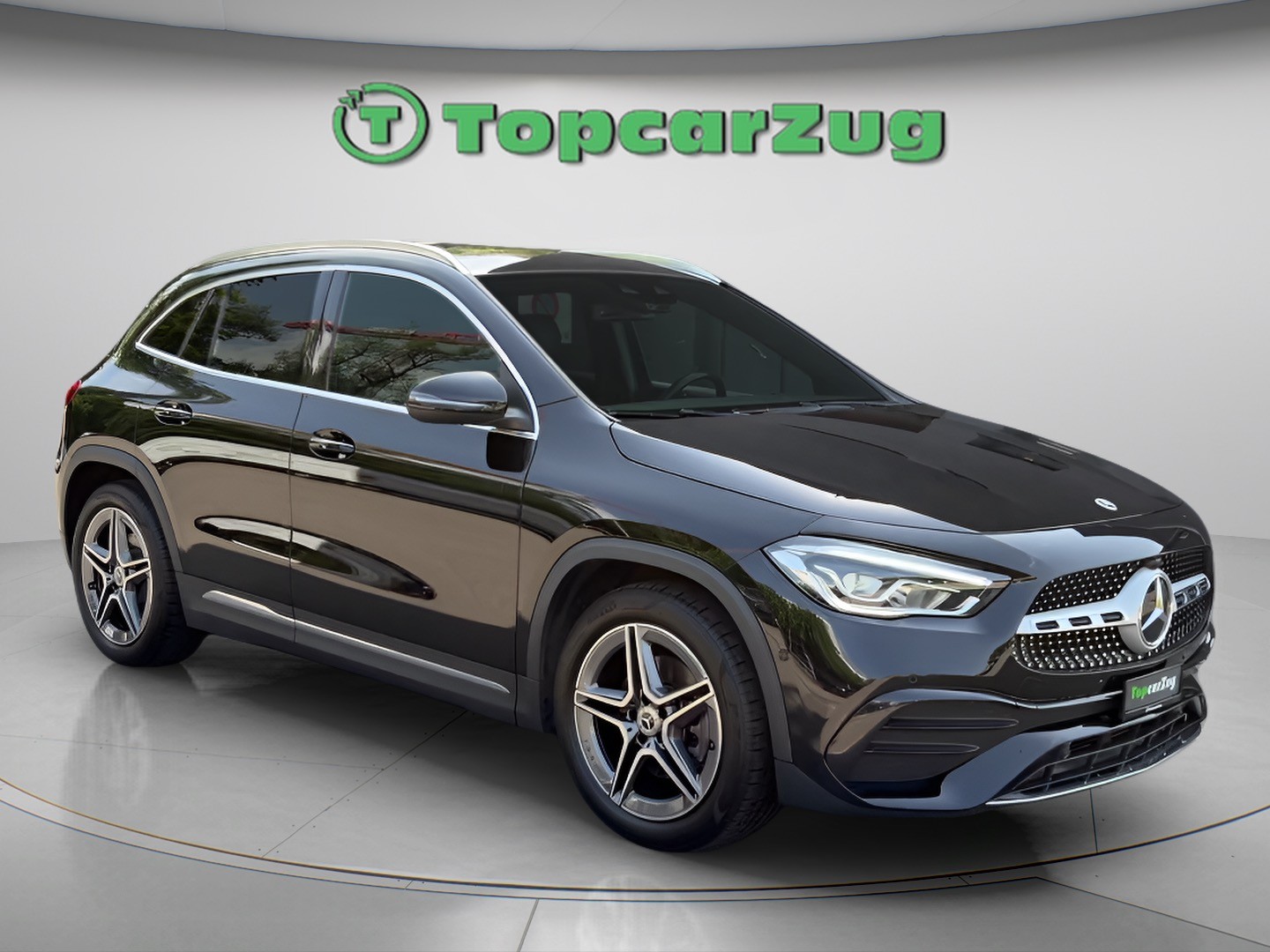 MERCEDES-BENZ GLA 250 4Matic AMG Line 8G-DCT-image-3