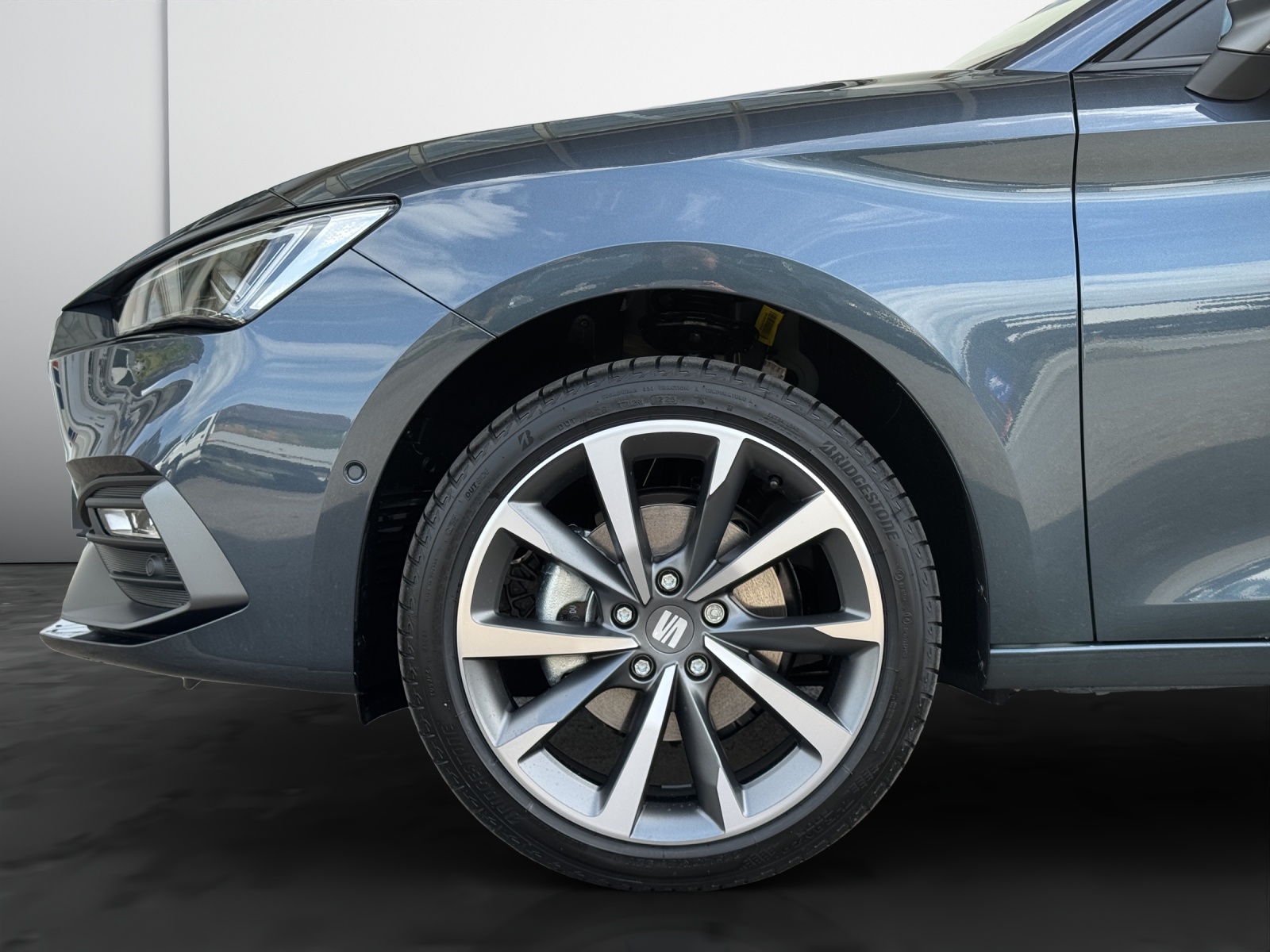 SEAT Leon 1.5 eTSI 150 Move FR DSG-image-15