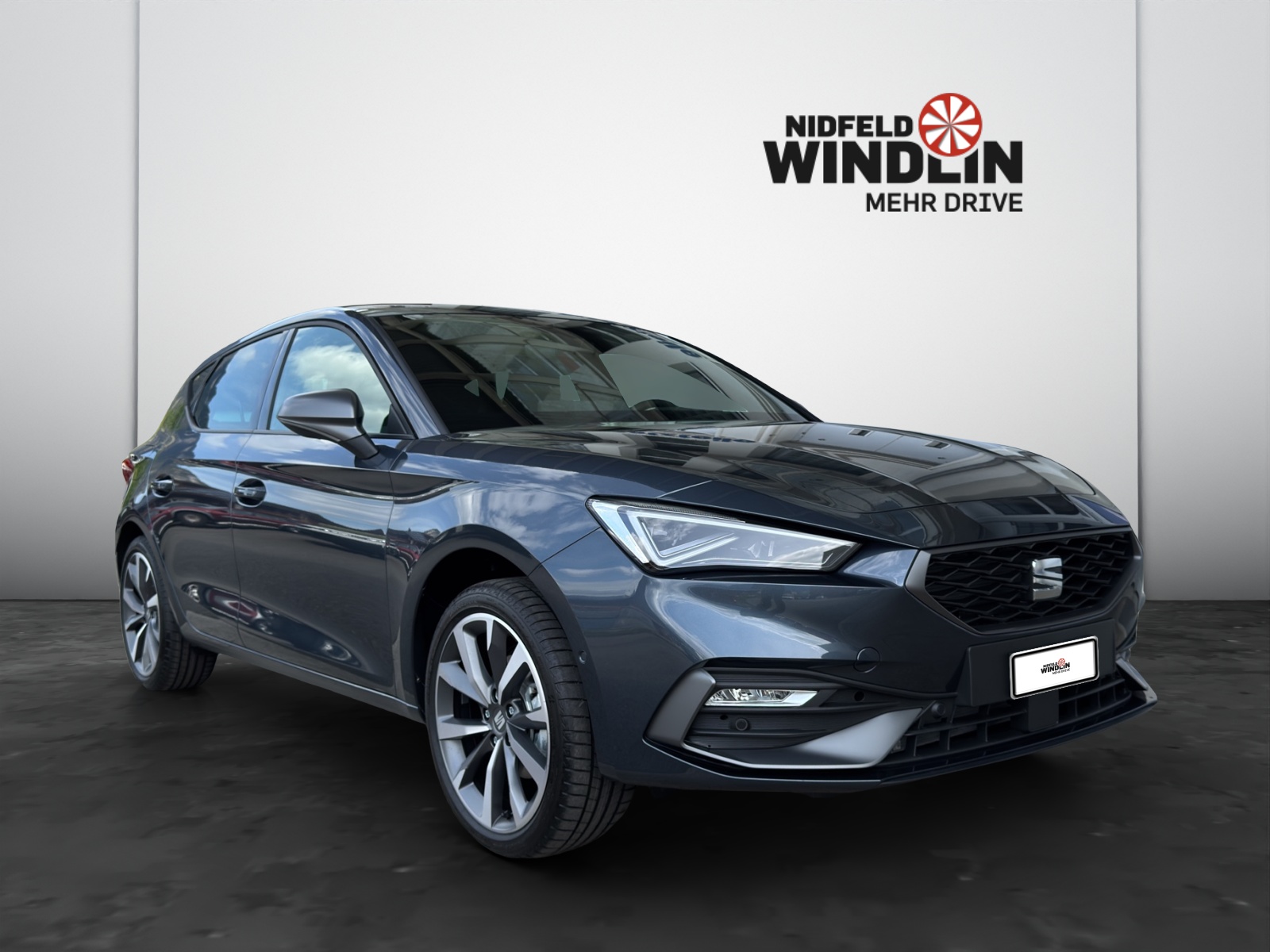 SEAT Leon 1.5 eTSI 150 Move FR DSG-image-0