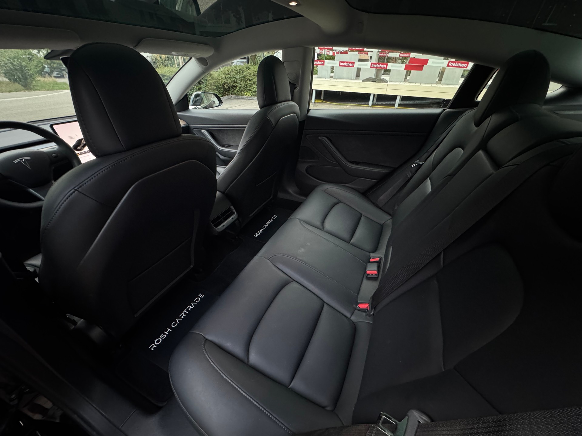 TESLA Model 3 Long Range Dual Motor AWD-image-9