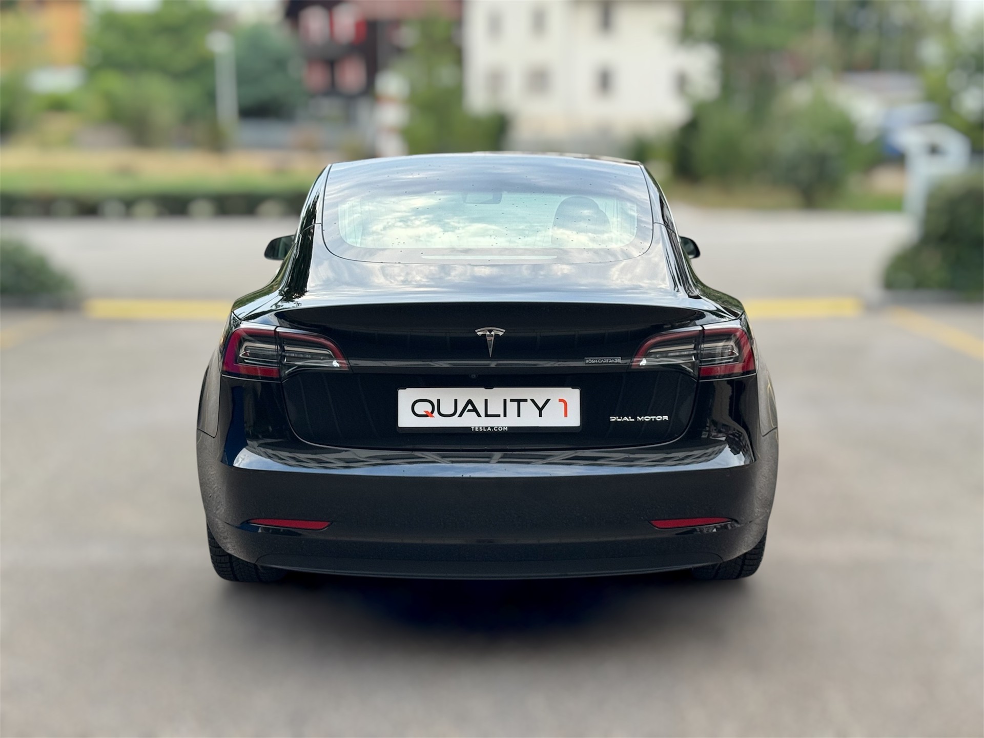 TESLA Model 3 Long Range Dual Motor AWD-image-4