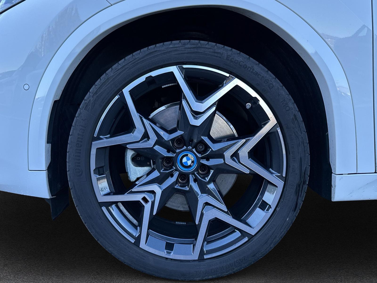 BMW iX2 30 M Sport xDrive U10 (CH) AHK 📍-image-8