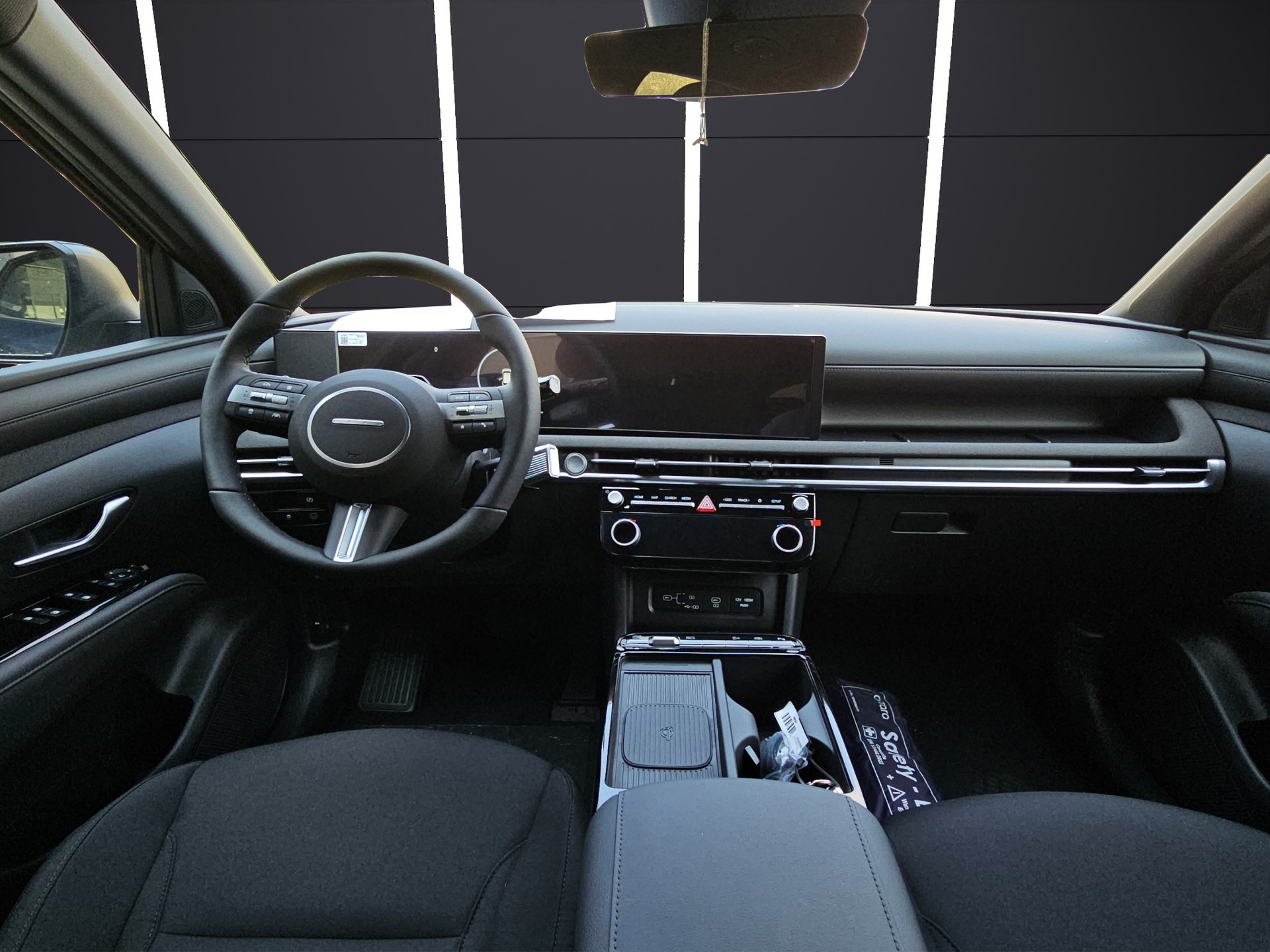 HYUNDAI Tucson 1.6 T-GDi HEV Origo Blackline 4WD-image-11