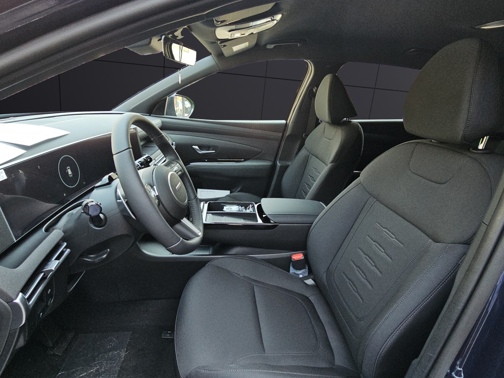 HYUNDAI Tucson 1.6 T-GDi HEV Origo Blackline 4WD-image-9