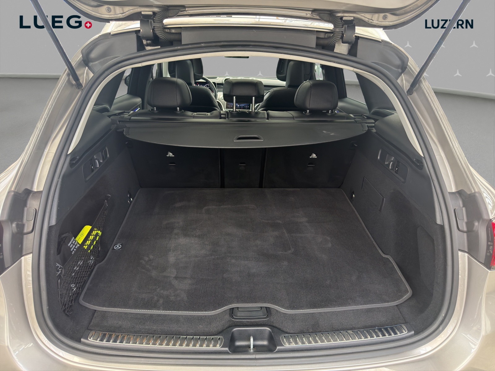 MERCEDES-BENZ GLC 200 4Matic 9G-Tronic-image-14