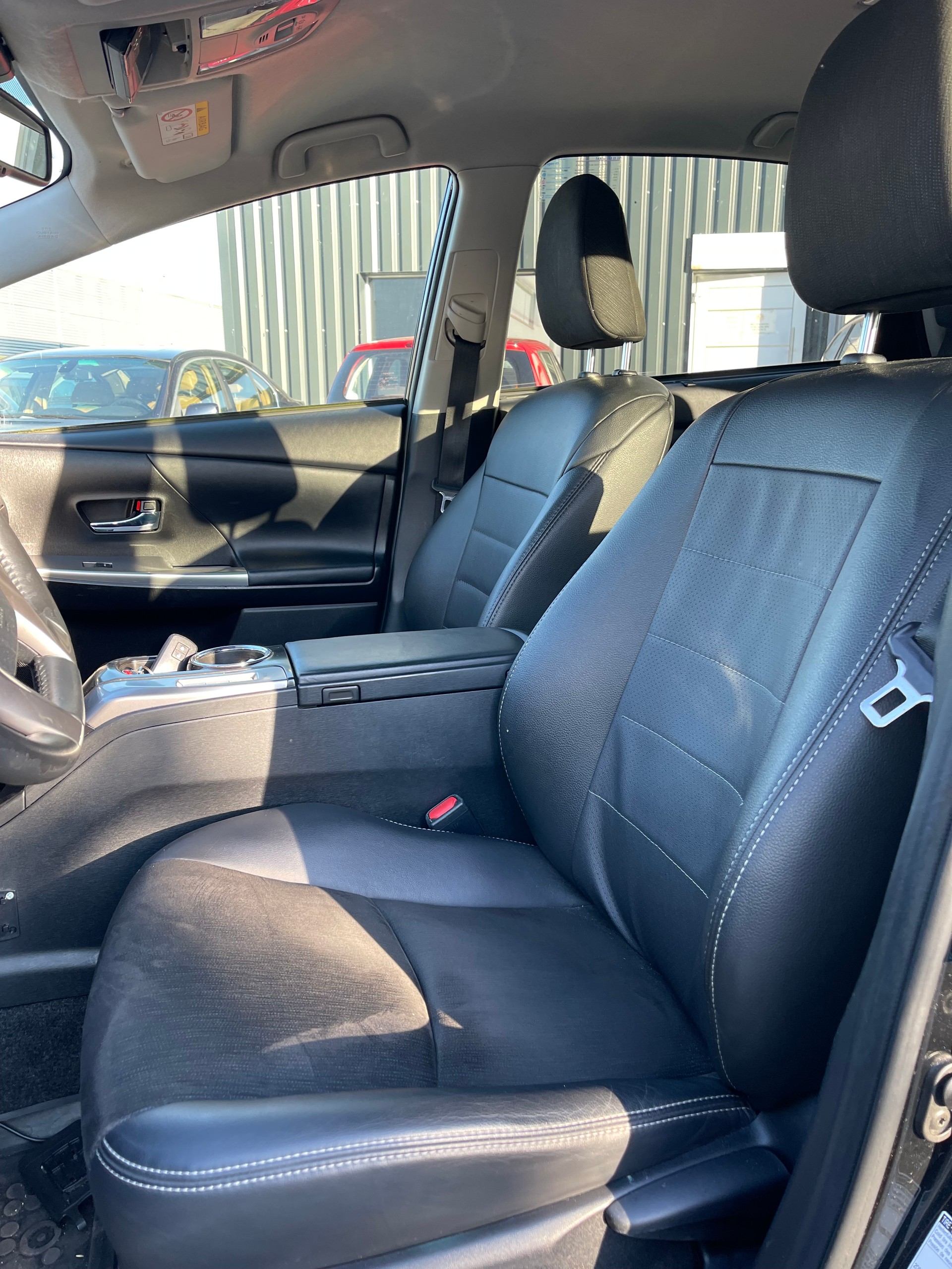 TOYOTA Prius+ 1.8 VVT-i HSD Comfort-image-10