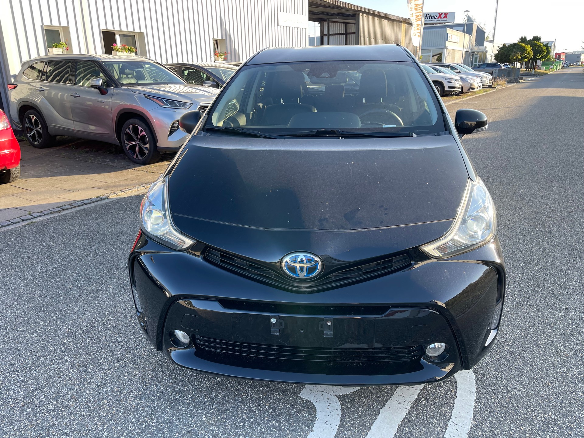TOYOTA Prius+ 1.8 VVT-i HSD Comfort-image-2