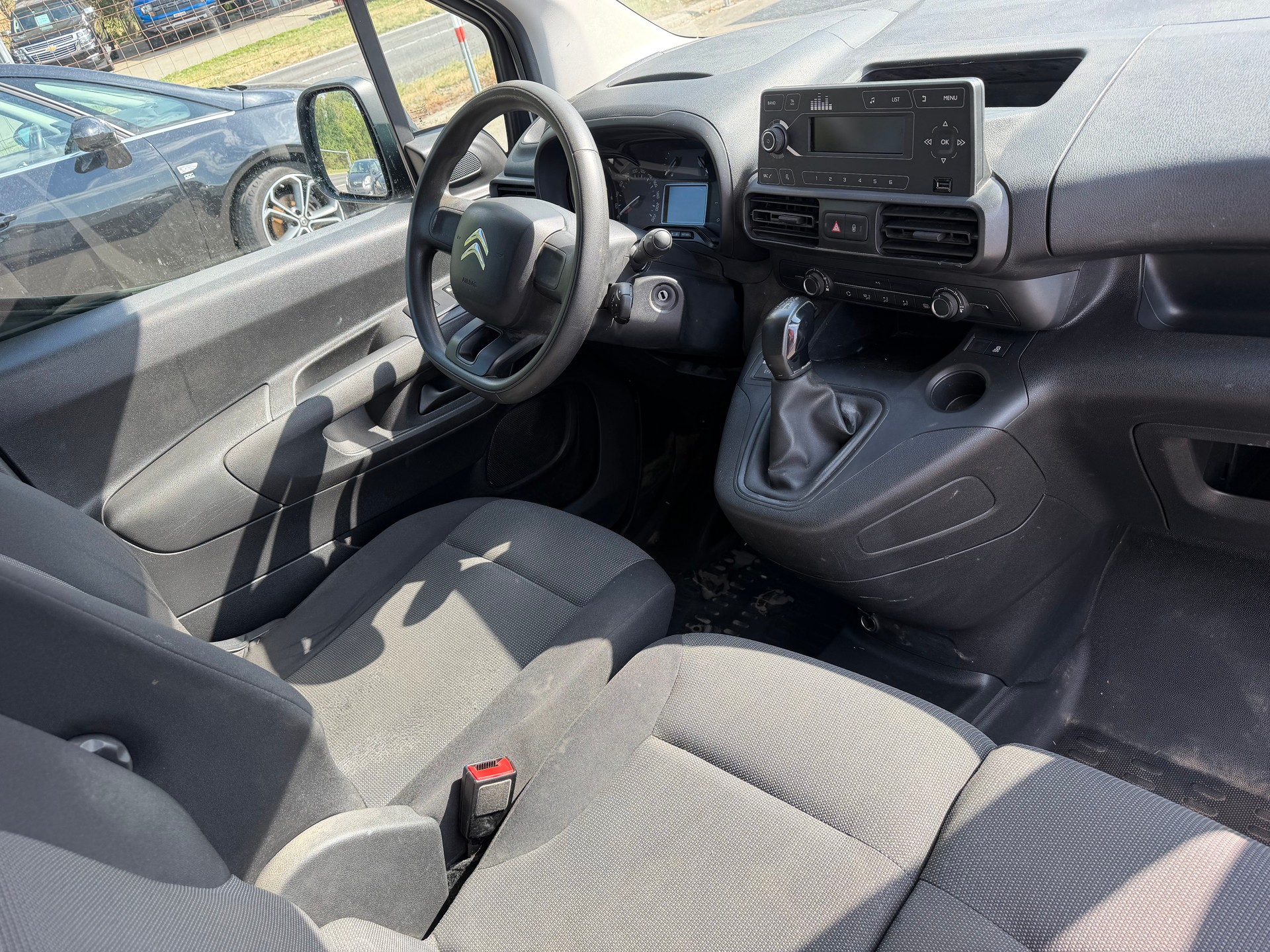 CITROEN Berlingo Van 1.6 Blue HDi 100 s/s Driver 1000kg-image-1