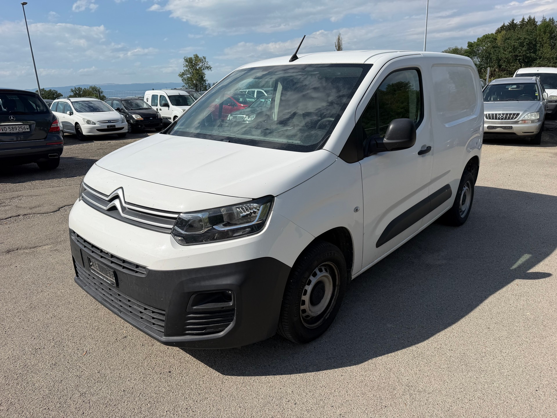 CITROEN Berlingo Van 1.6 Blue HDi 100 s/s Driver 1000kg-image-0