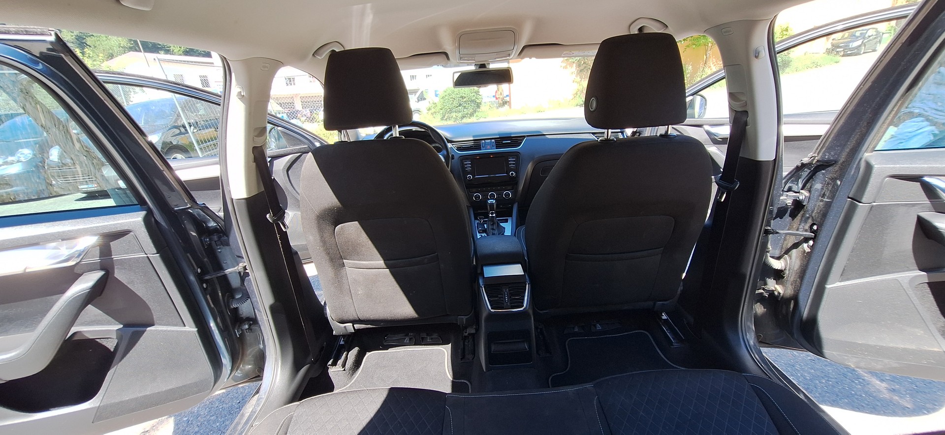 SKODA Octavia Combi 1.2 TSI Swiss Joy DSG-image-22