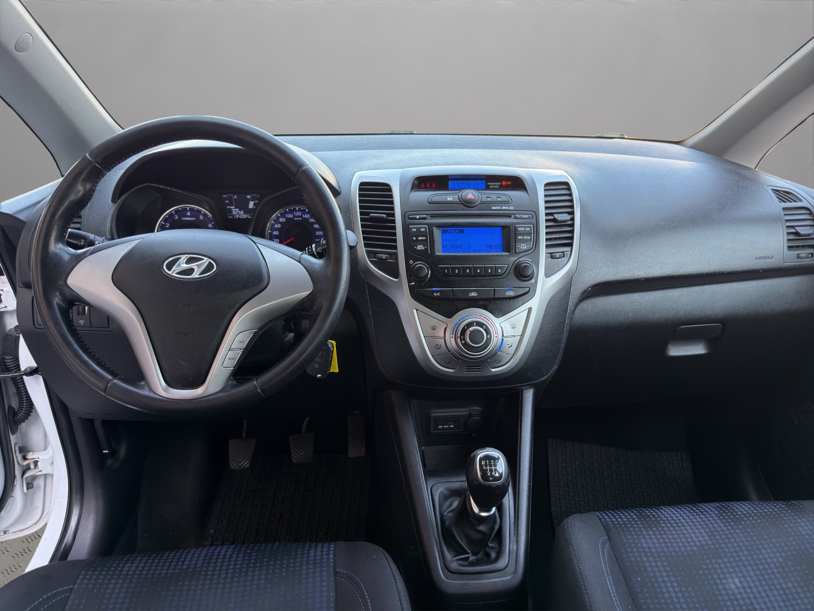 HYUNDAI iX20 1.4 Comfort-image-13