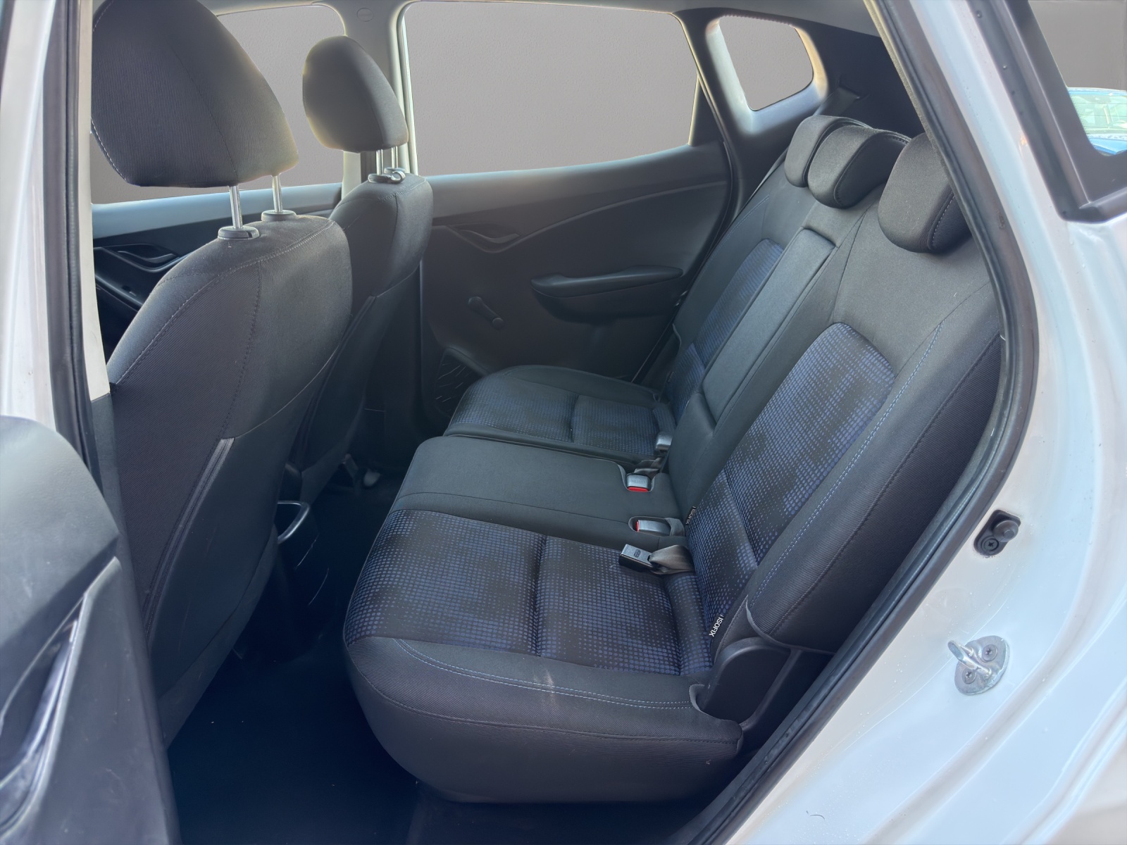HYUNDAI iX20 1.4 Comfort-image-12