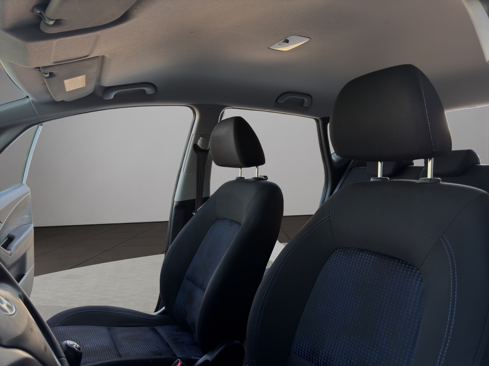 HYUNDAI iX20 1.4 Comfort-image-19
