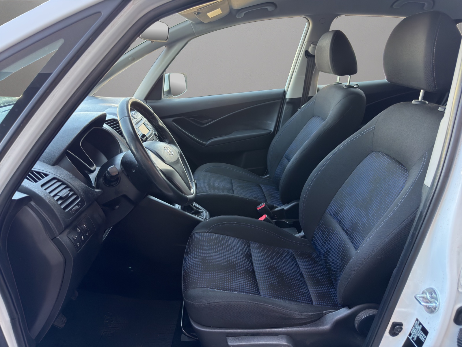 HYUNDAI iX20 1.4 Comfort-image-8