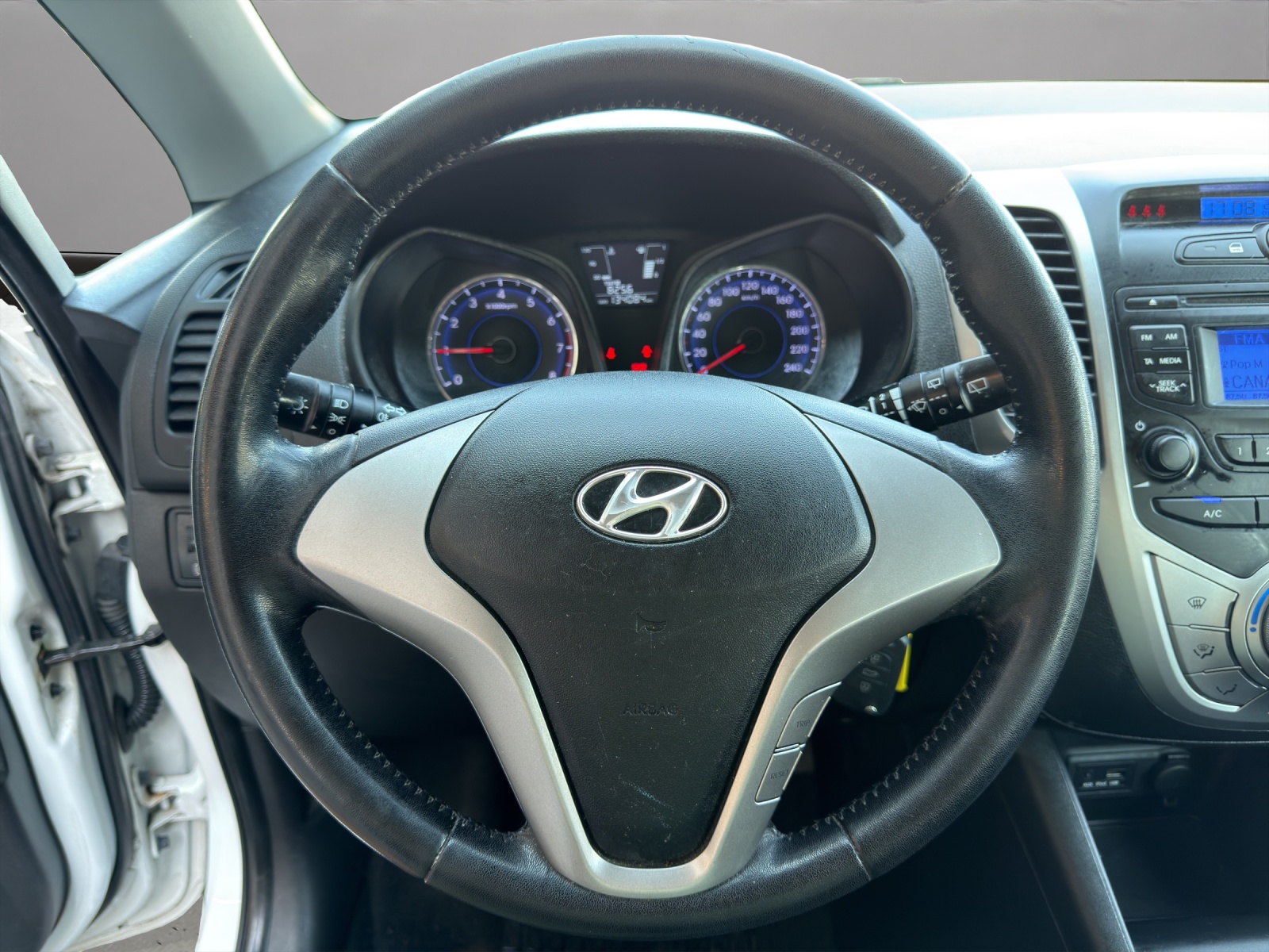 HYUNDAI iX20 1.4 Comfort-image-9