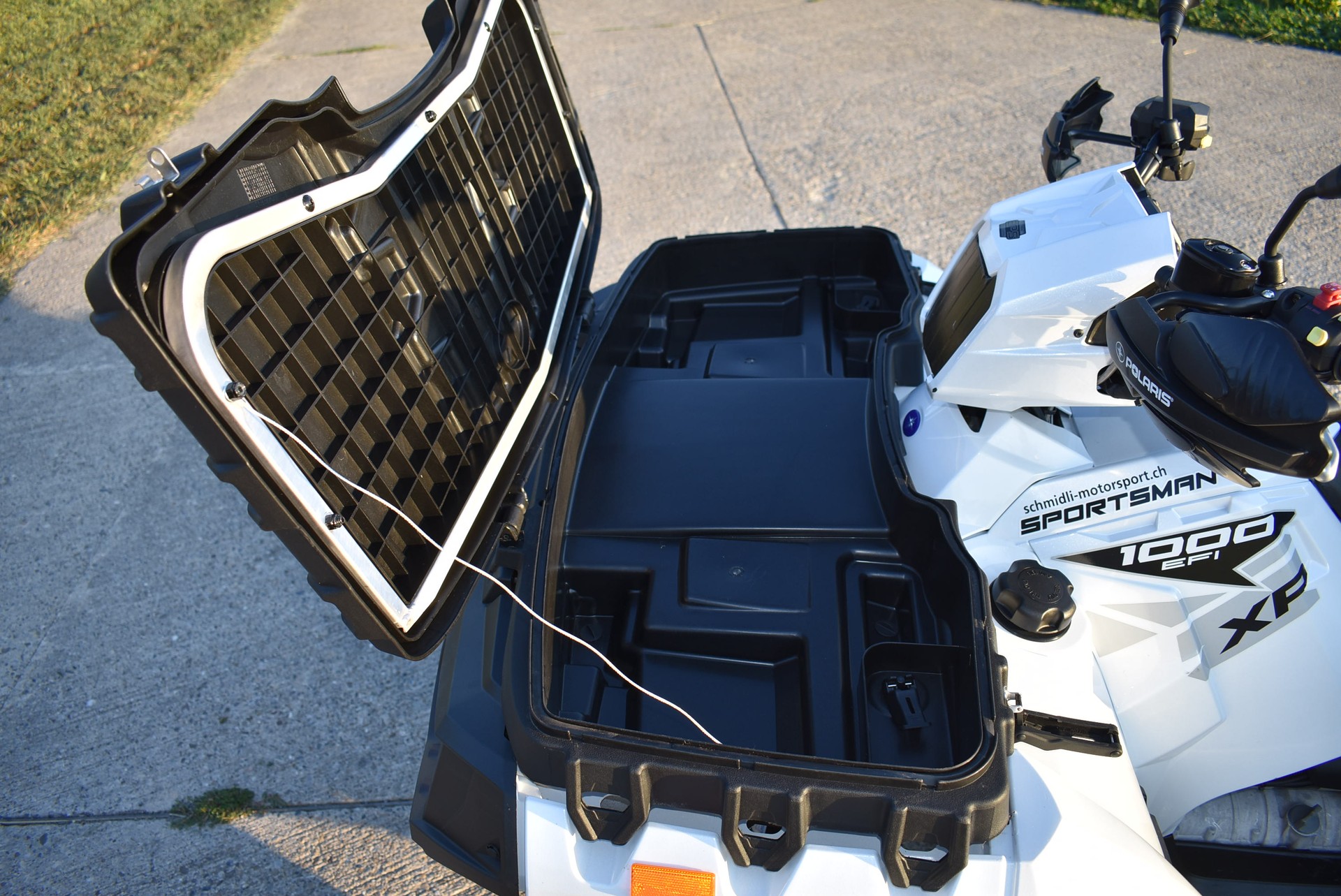 POLARIS Sportsman XP 1000 Touring 4x4-image-13