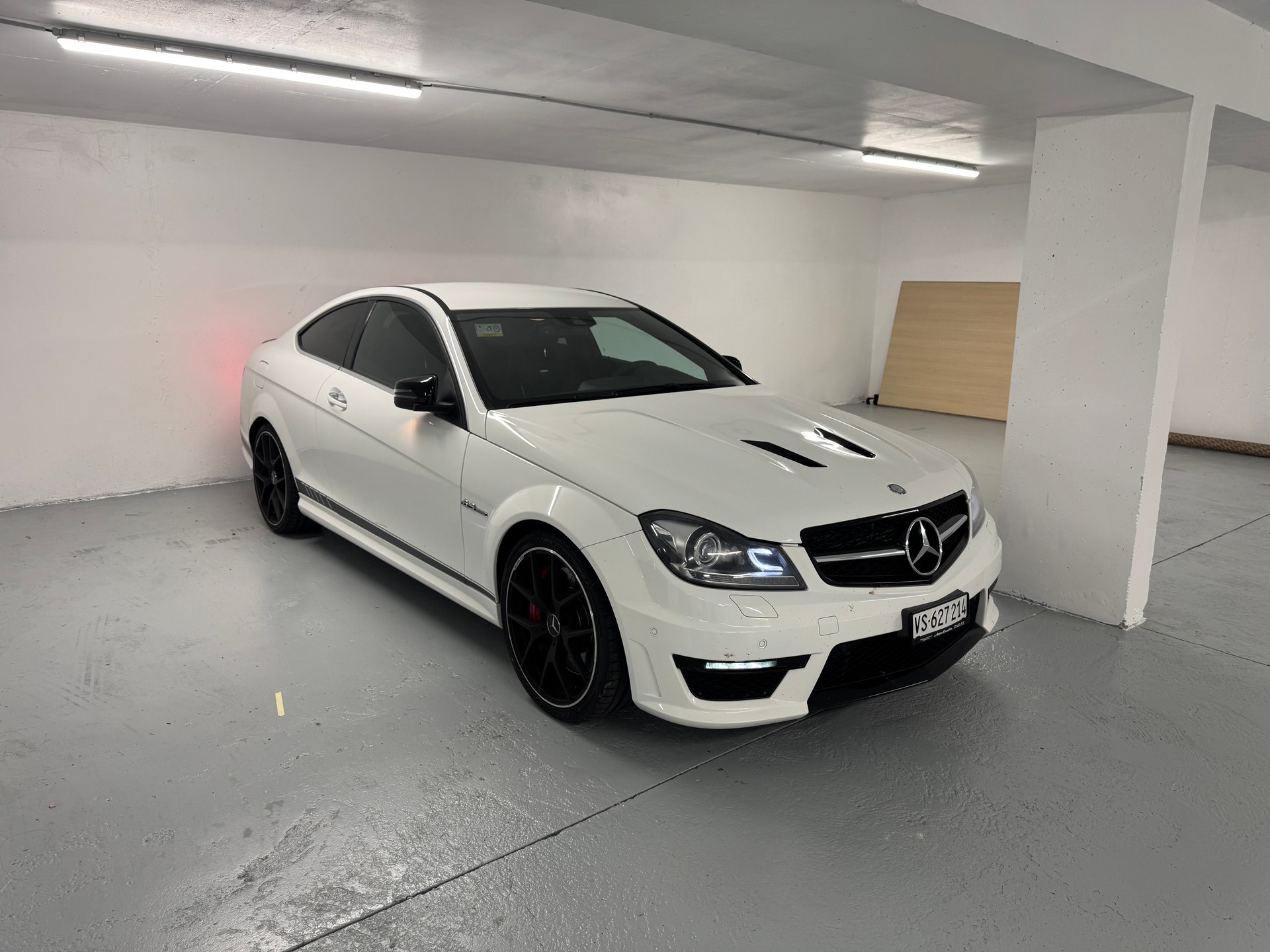 MERCEDES-BENZ C 63 Édition 507-image-0